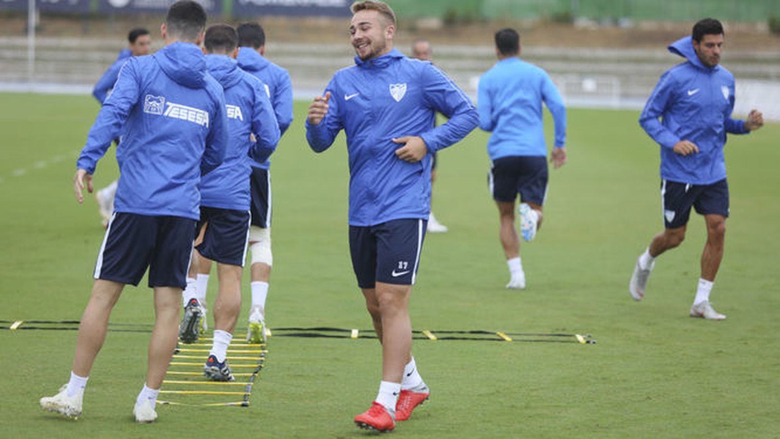 Ontiveros, sonriente durante un entrenamiento en el Ciudad de Málaga.