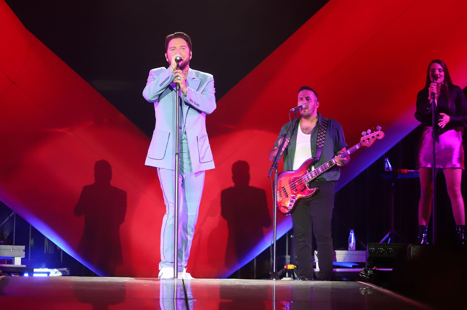 Las mejores imágenes de Manuel Carrasco en su concierto en Huelva