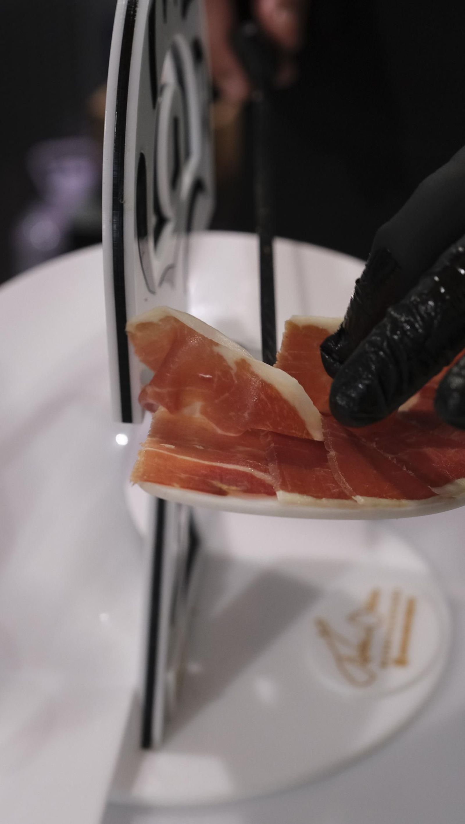 Restaurante Jamonería Antonio Ortuño, en el Mercado Central de Almería