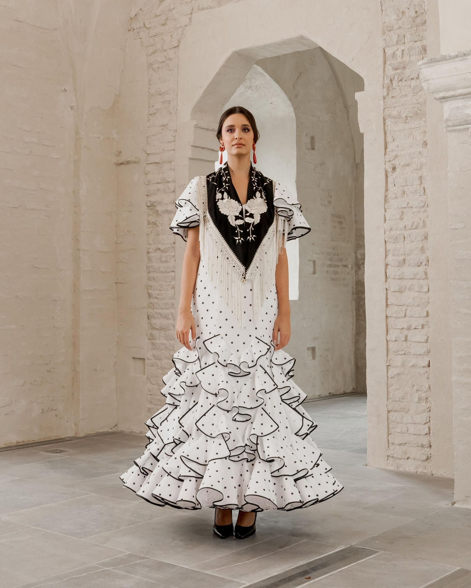 Las nueva colección de moda flamenca de Lina Sevilla, todas las fotos