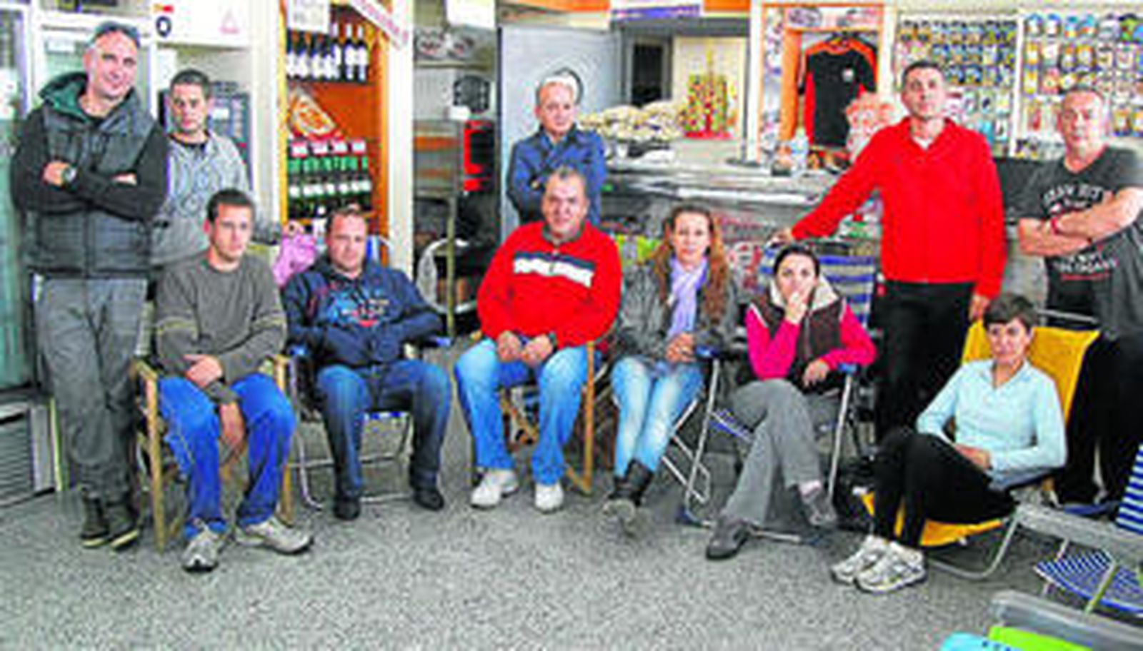 Los encerrados en el establecimiento, en una imagen tomada el pasado jueves.