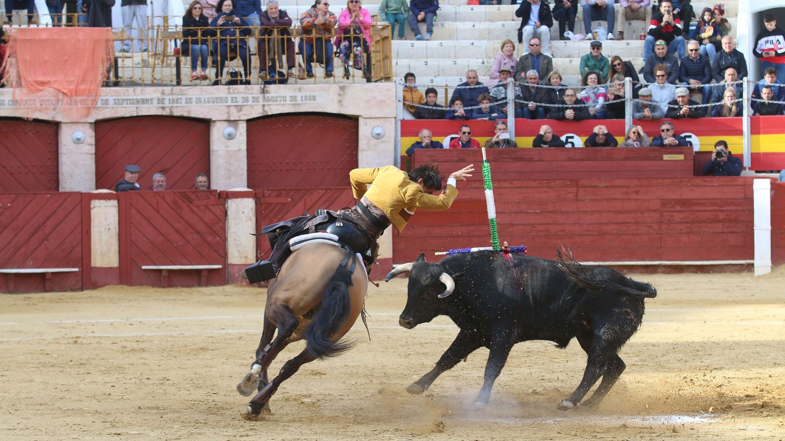 Diego Ventura abrió el festival.