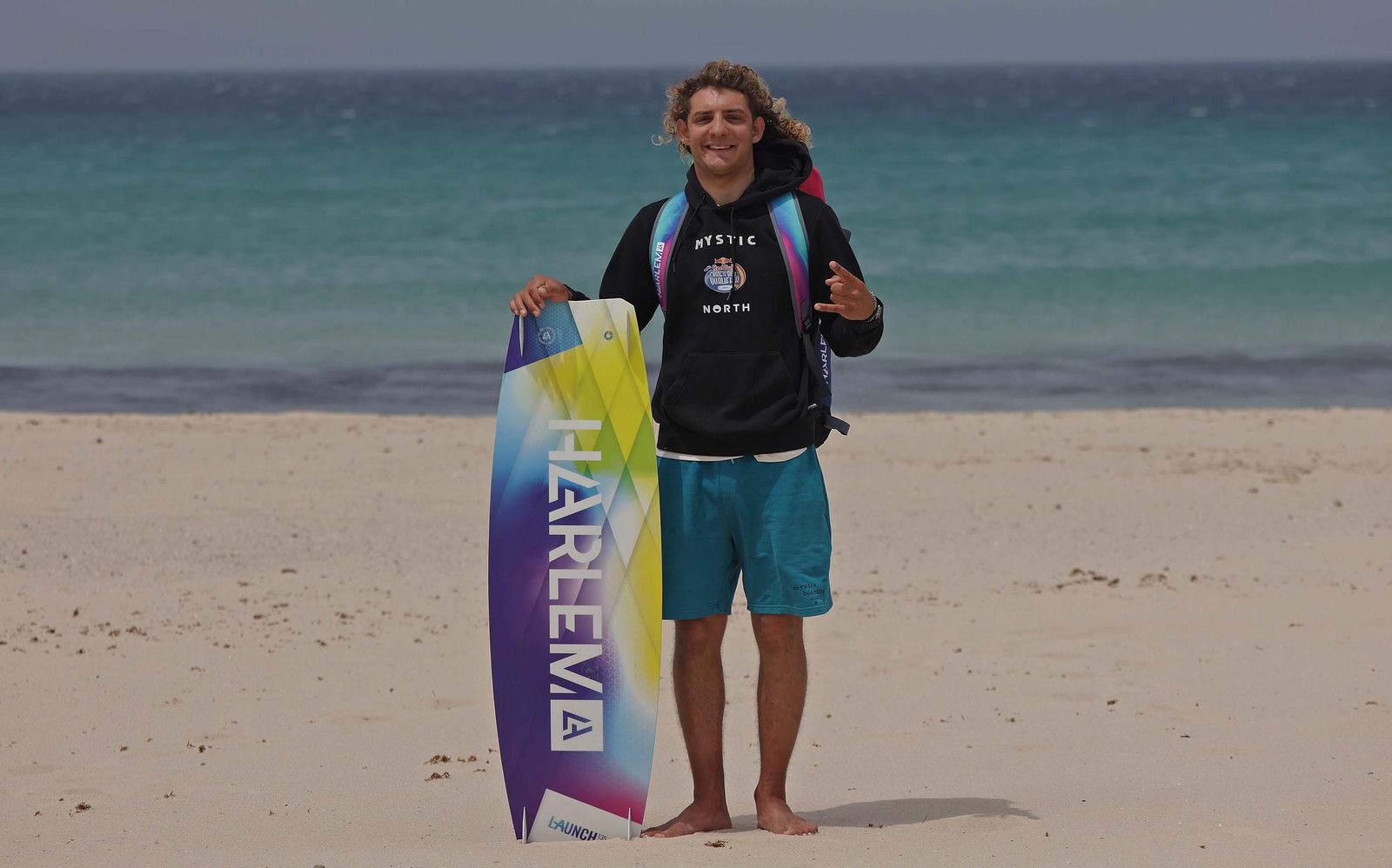 Fotos de Lorenzo Casati y Valentin Hoenderop, participantes del Red Bull King of the Air Tarifa 2025