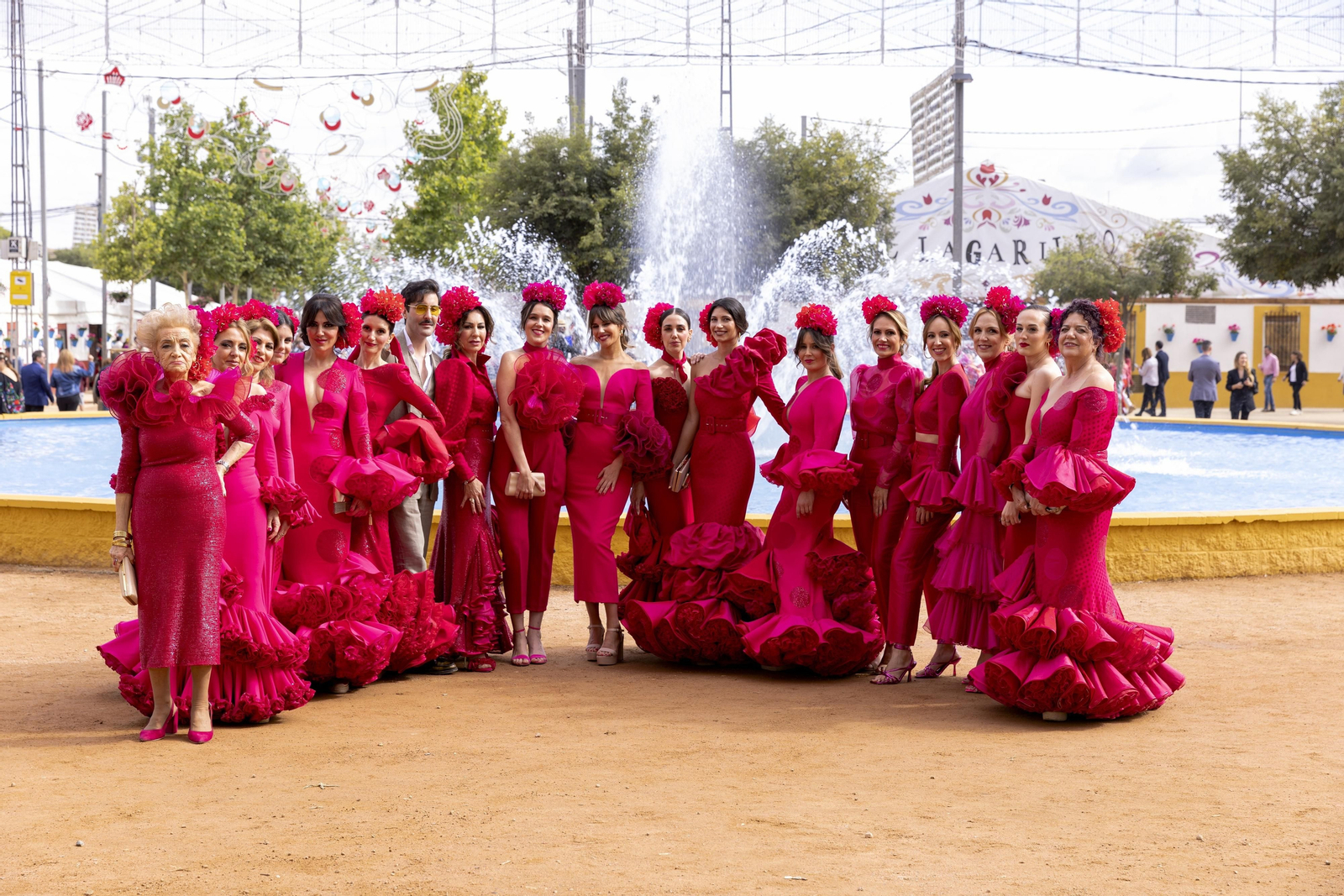 Las flamencas de Andrew Pocrid, el otro gran espectáculo de la Feria de Córdoba 2023