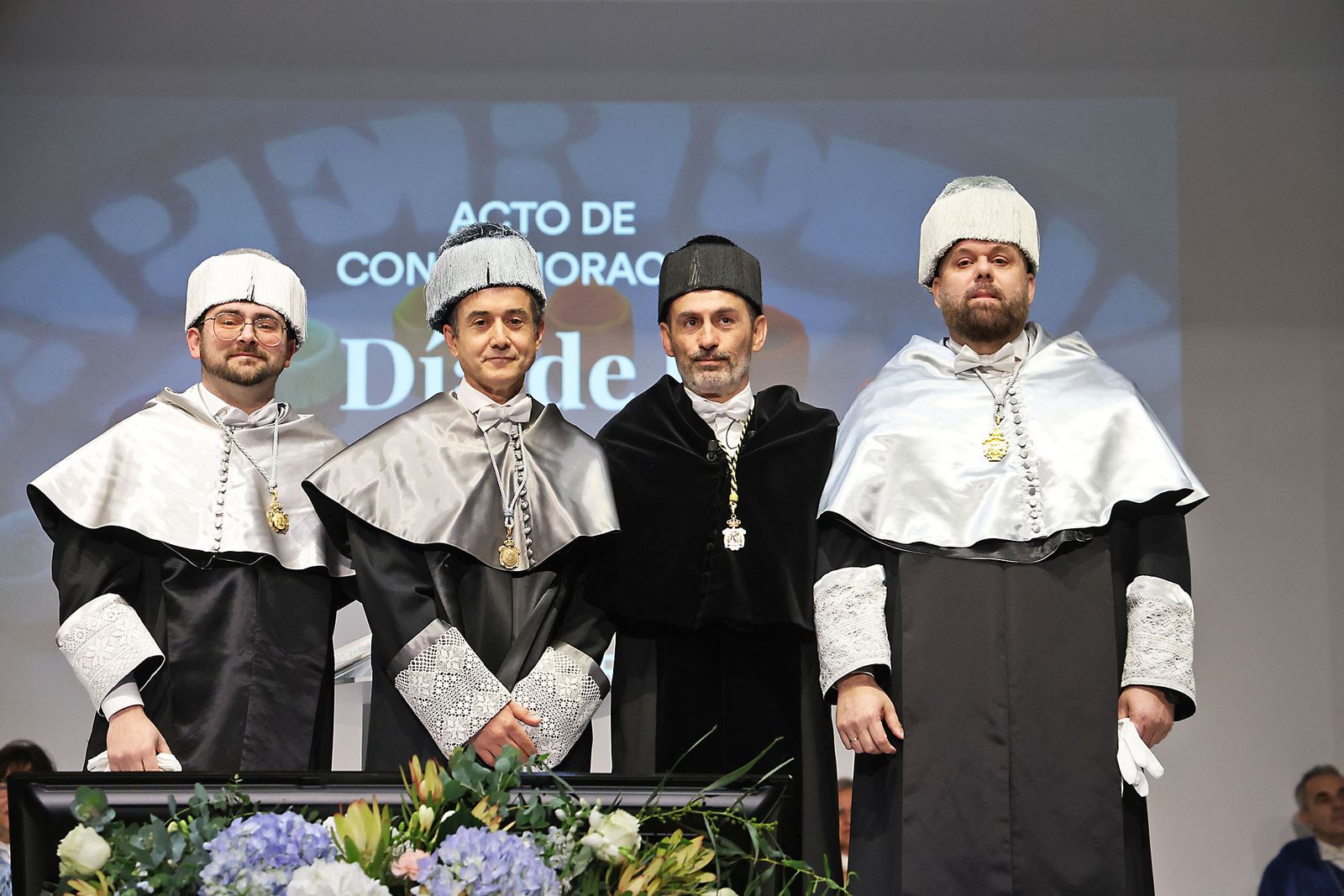 Fotografías de la investidura de los nuevos doctores y doctoras en el acto del 3 de marzo de la universidad de Huelva