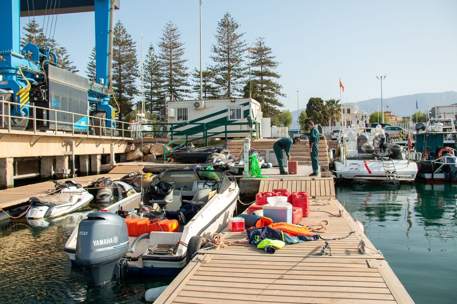 La droga iba escondida en un doble fondo de la embarcación.