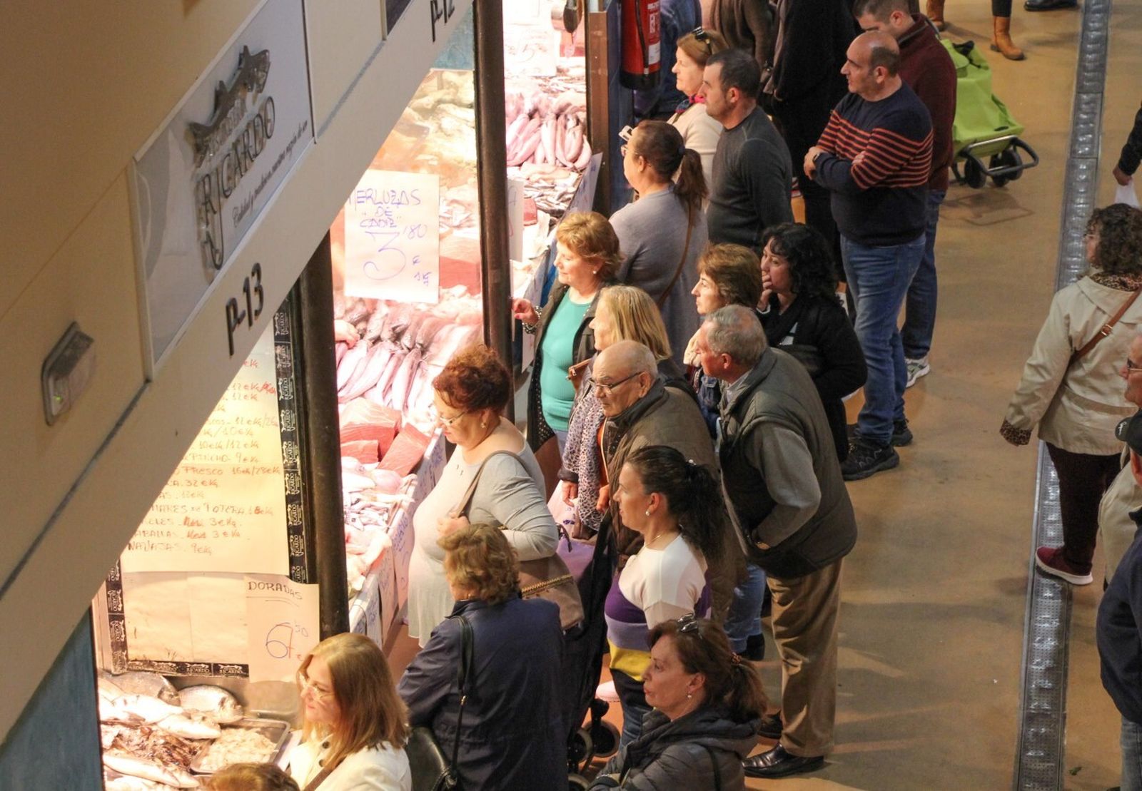Imagen de archivo de la zona de la pescadería de la plaza de abastos de Chiclana.