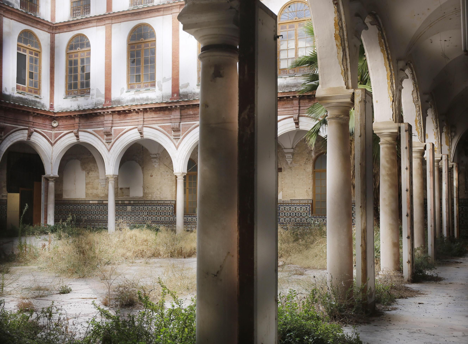 Interior del patio del antiguo convento de San Agustín.