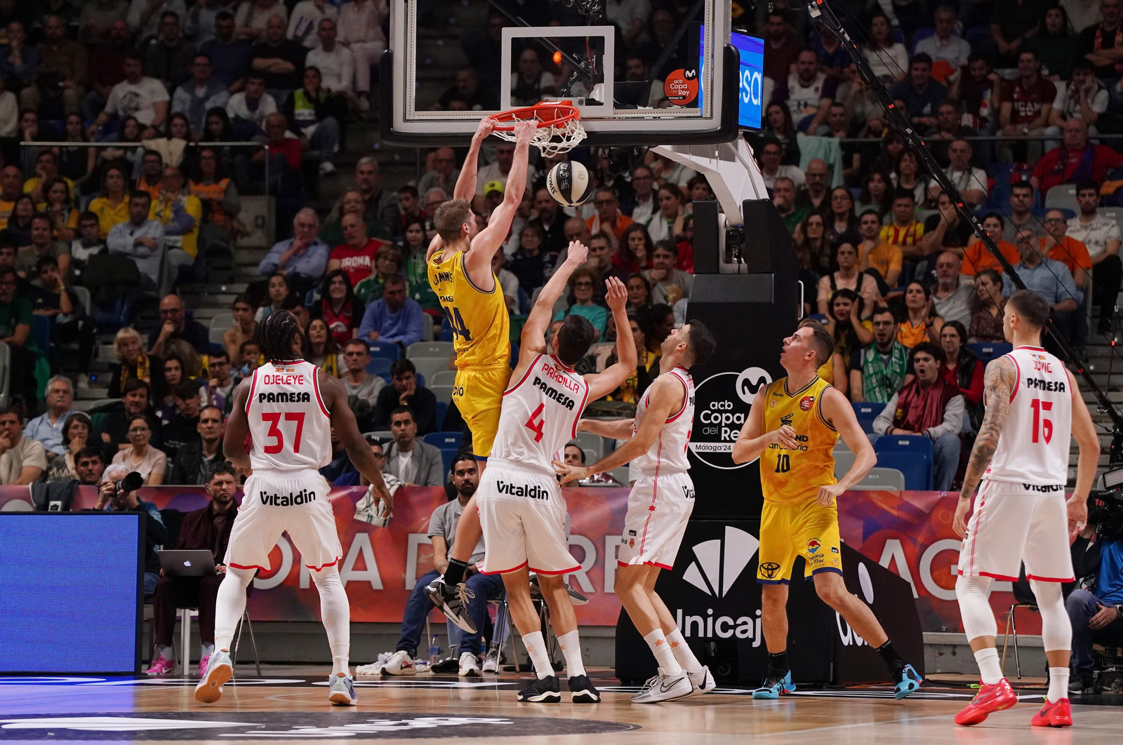 El Dreamland Gran Canaria-Valencia Basket, en imágenes