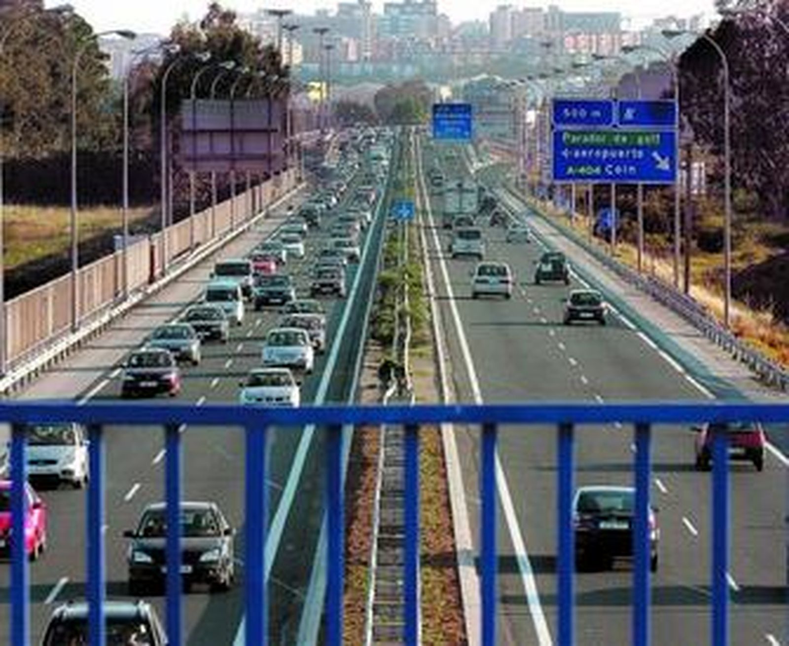 Problemas de tráfico a la altura de Guadalmar, en el pasado puente de mayo.