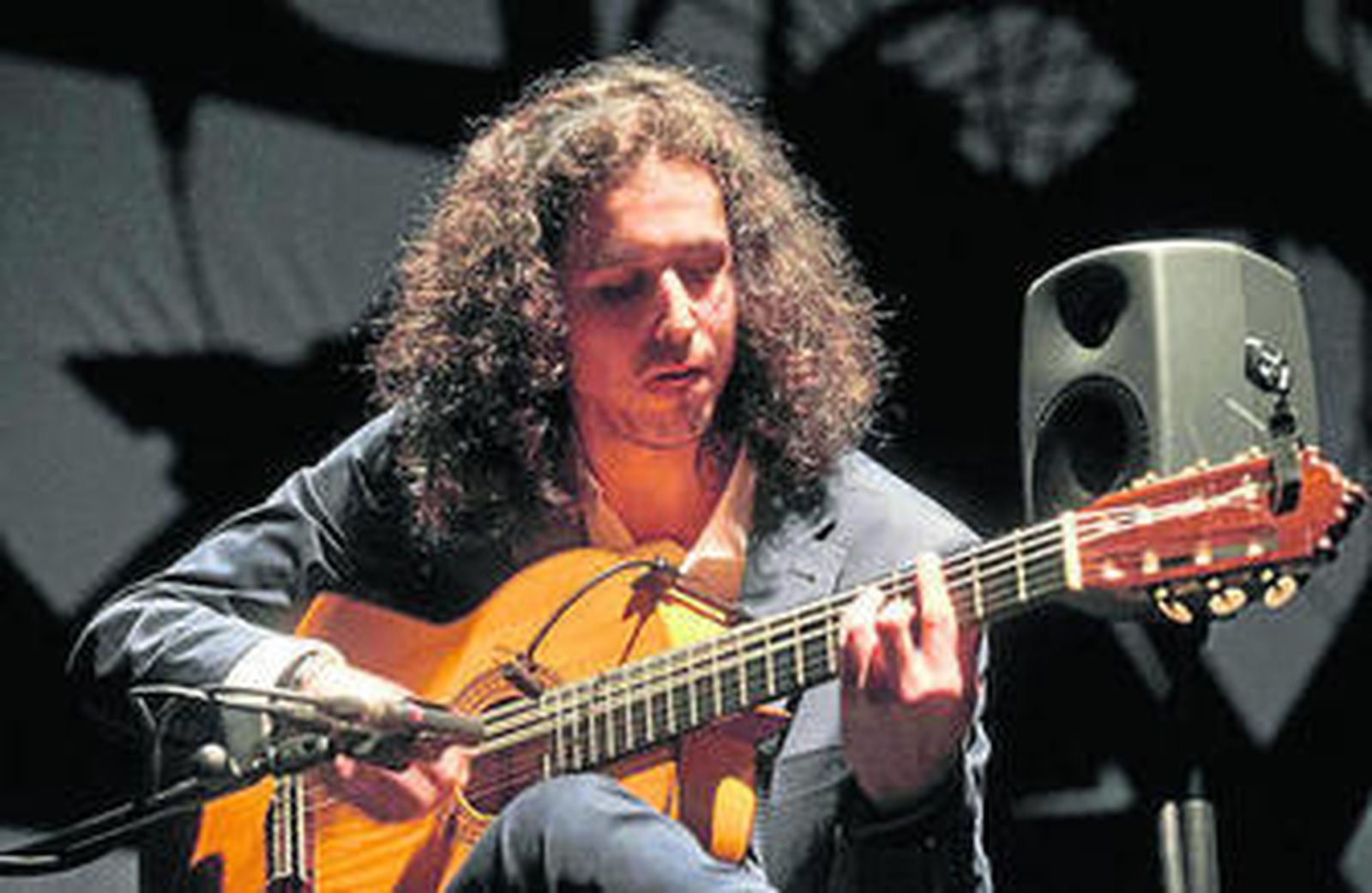 El guitarrista José Marco Serrato compite por el Bordón Minero.