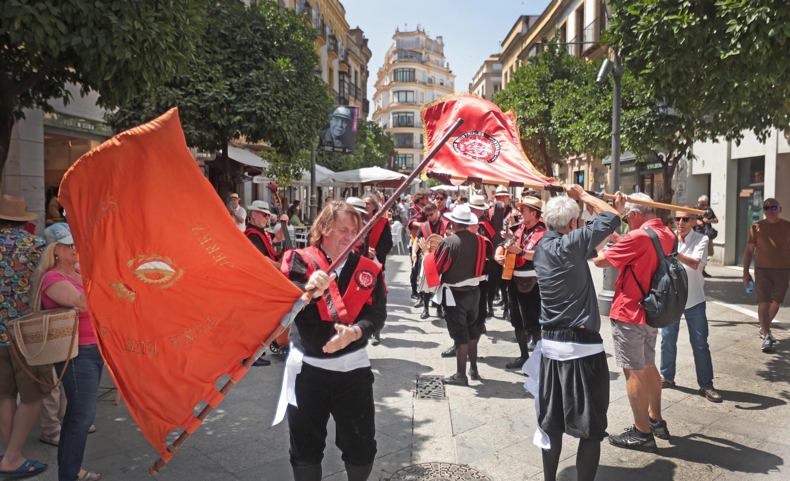 Pasacalles del Certamen de Tunas 'Ciudad de Jerez'