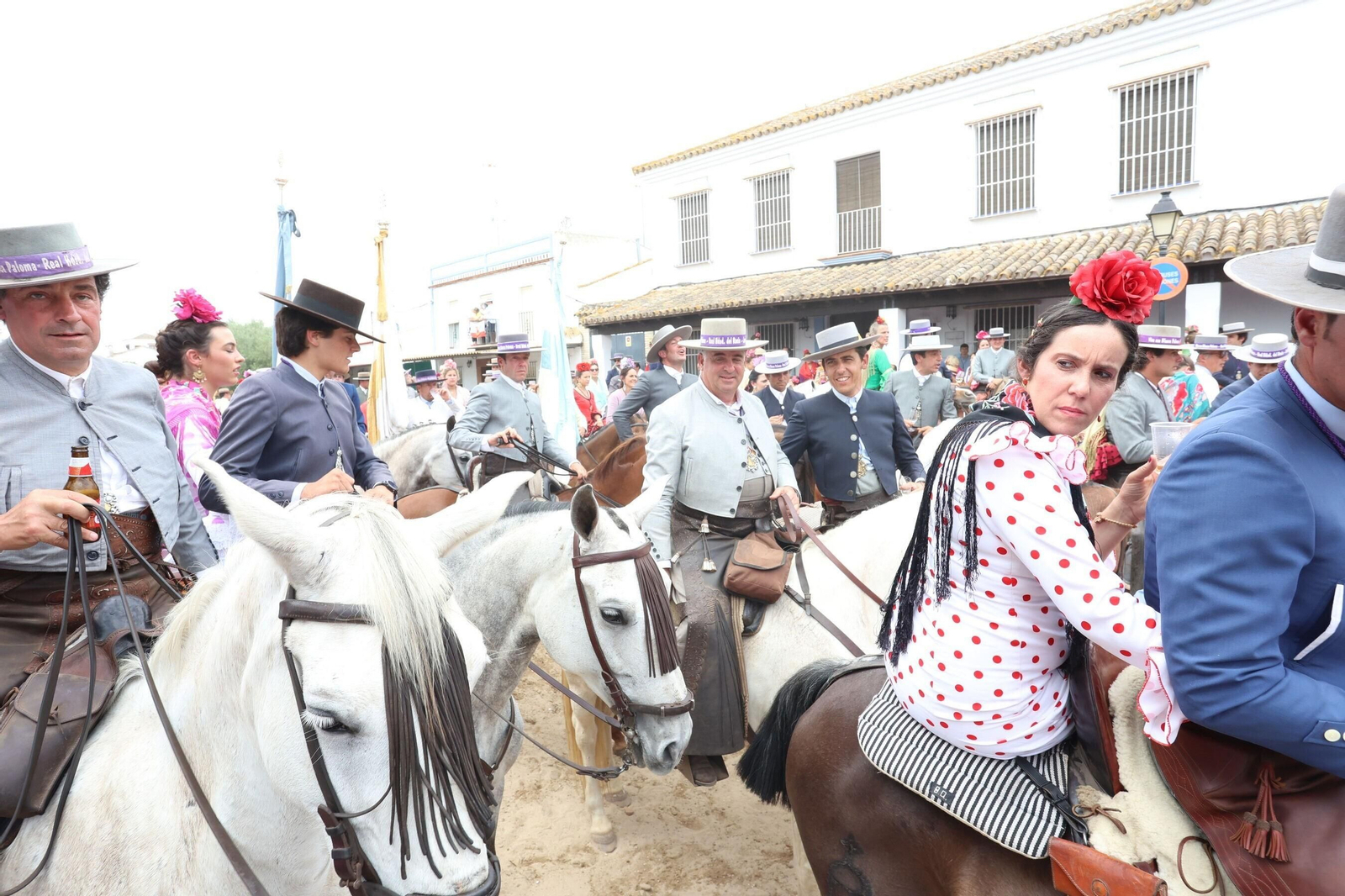 La Hermandad del Rocío de Jerez se presenta ante la Virgen