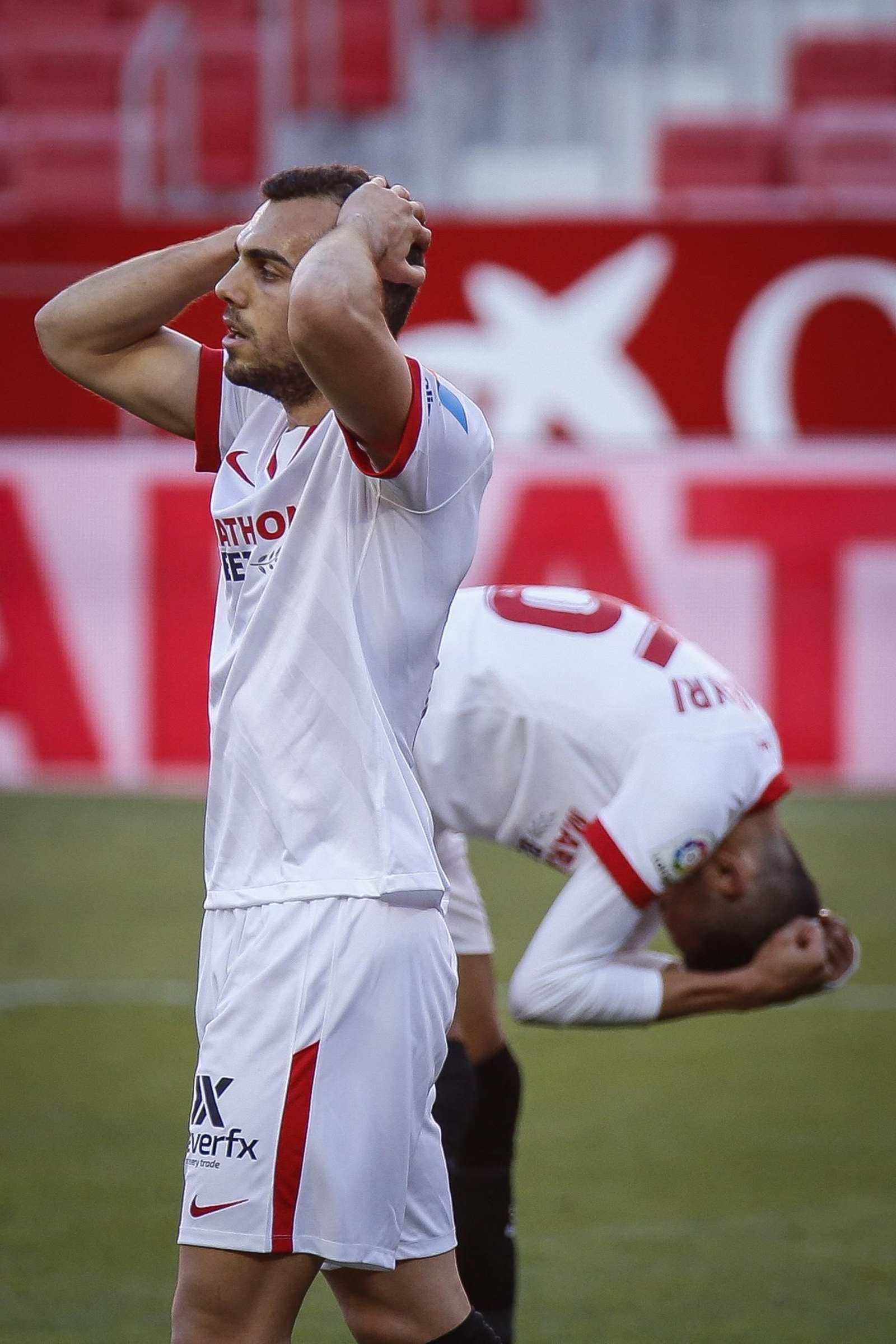 Joan Jordán, con gesto de contrariedad.