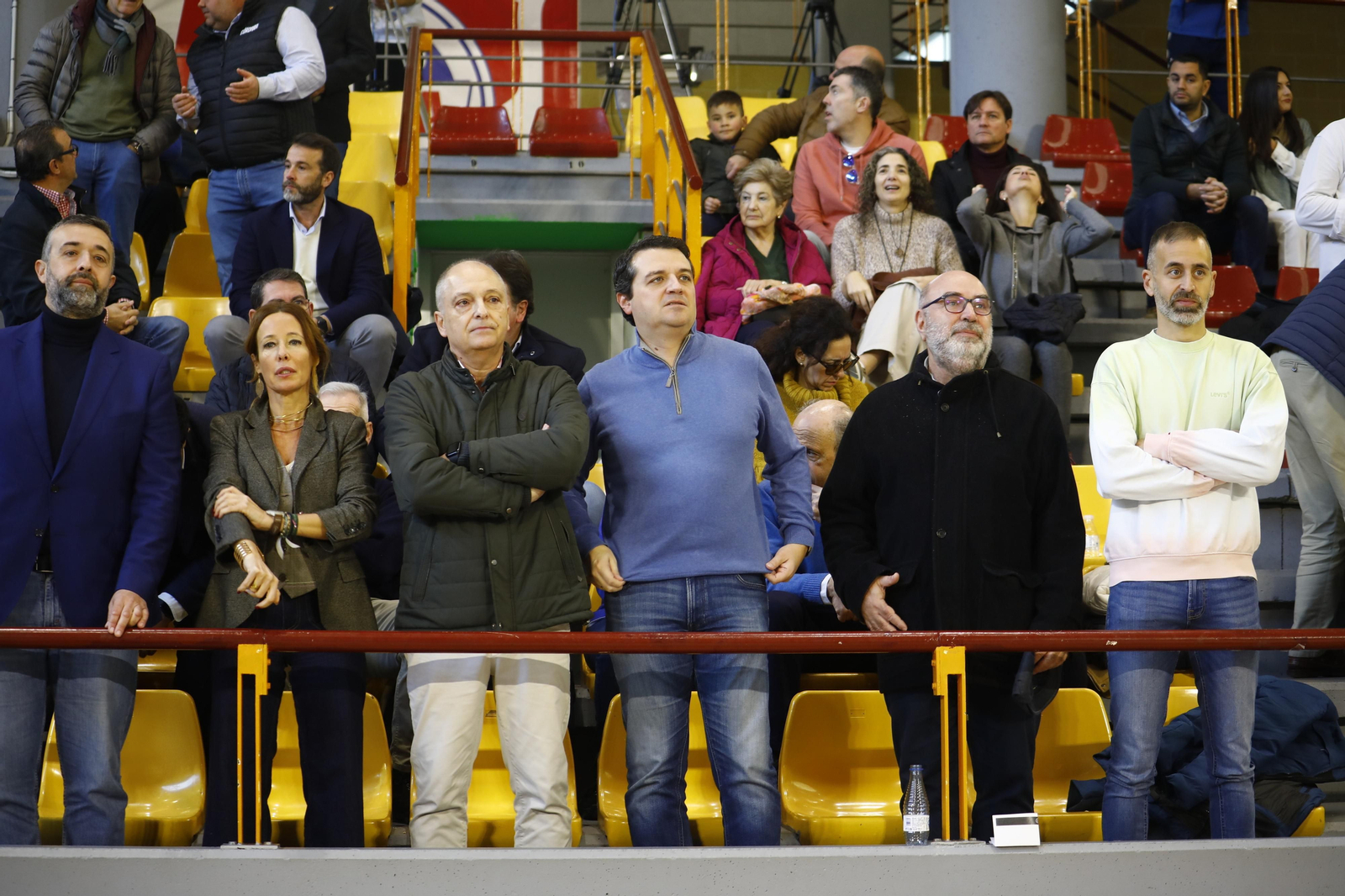 Las mejores fotos del ambiente en Vista Alegre para el derbi entre el Coto Córdoba y el UCB Camper Eurogaza