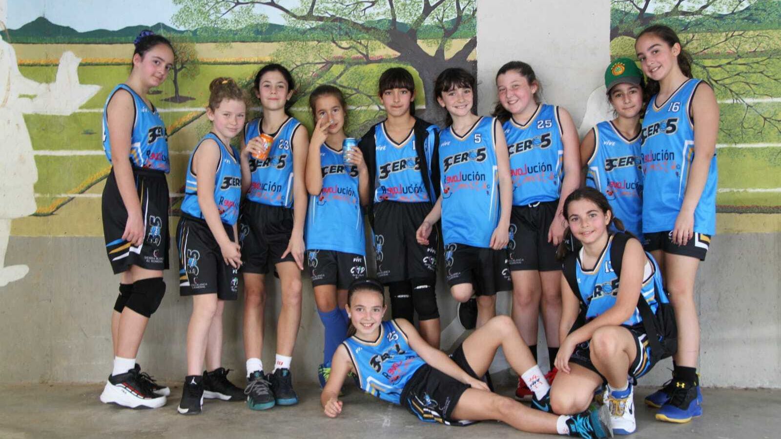 Un grupo de jugadoras del club 3cero5.