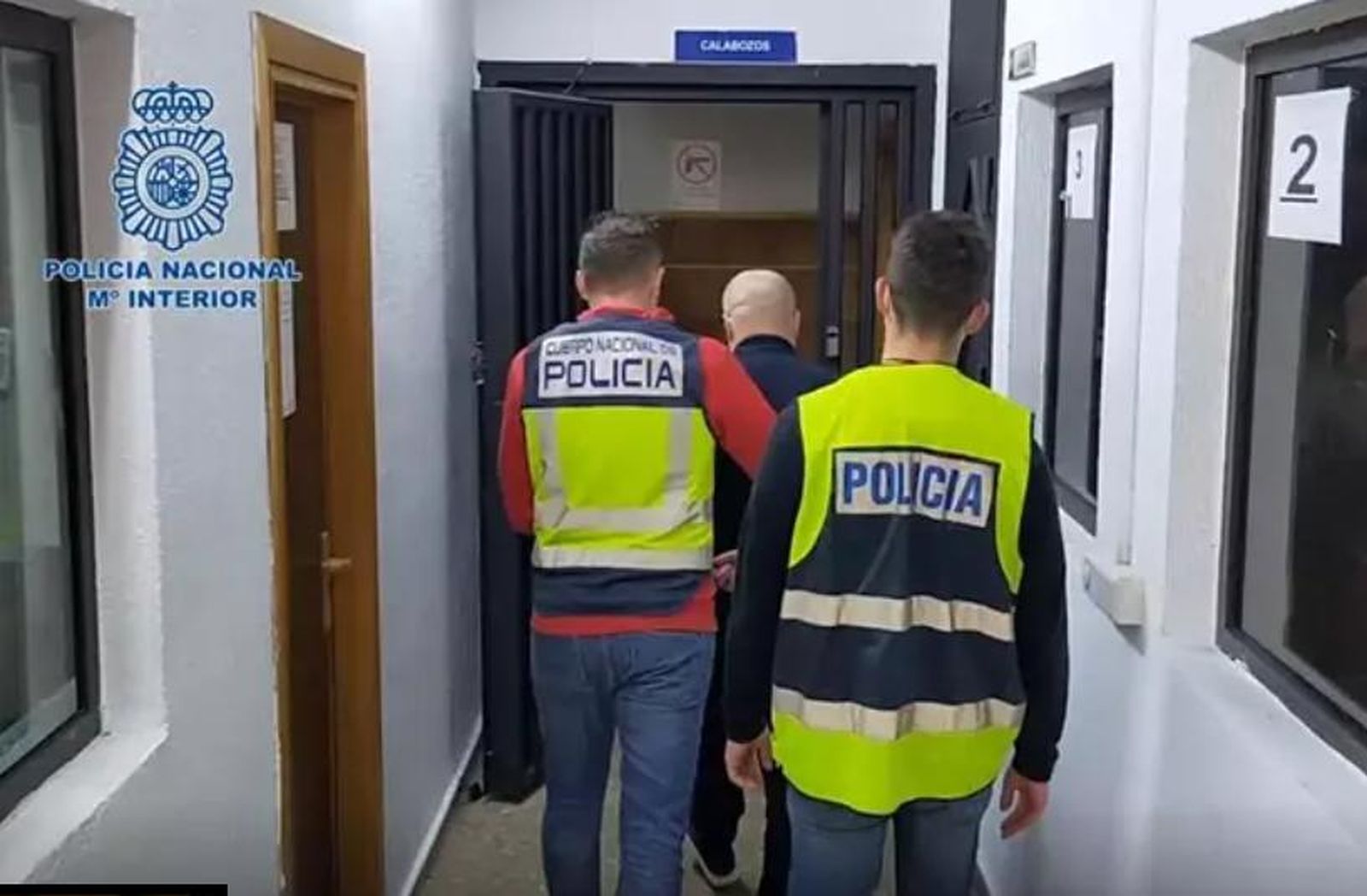 Uno de los detenidos por la Policía