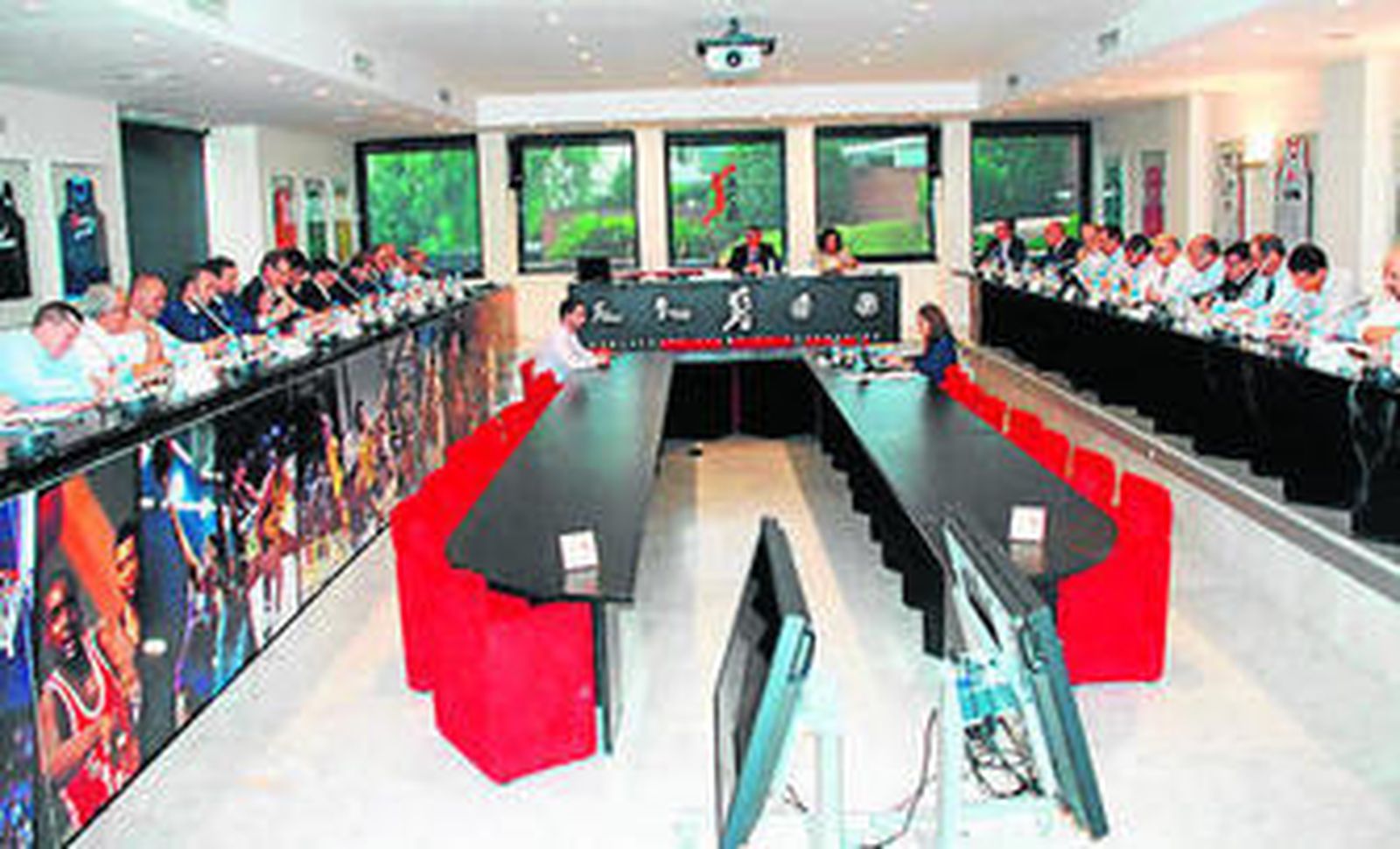 Imagen de la Asamblea de ayer en Barcelona.