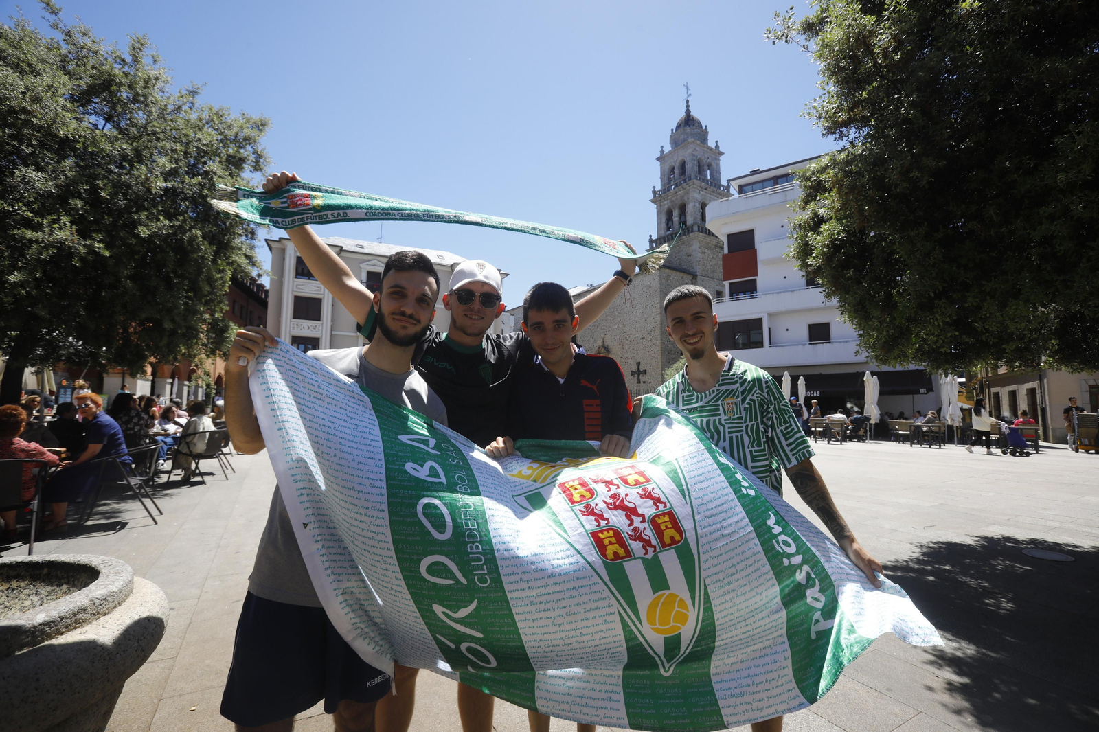 Las mejores fotos de los seguidores del Córdoba CF en Ponferrada