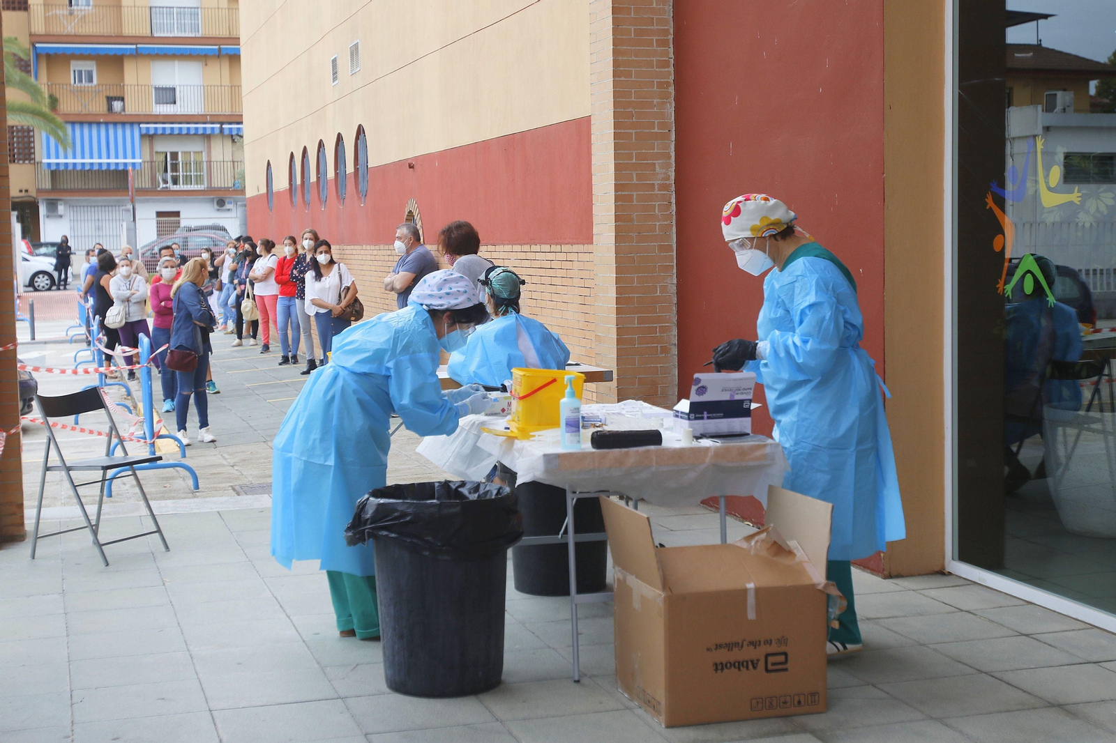 El cribado masivo de covid-19 en Lucena, en fotografías