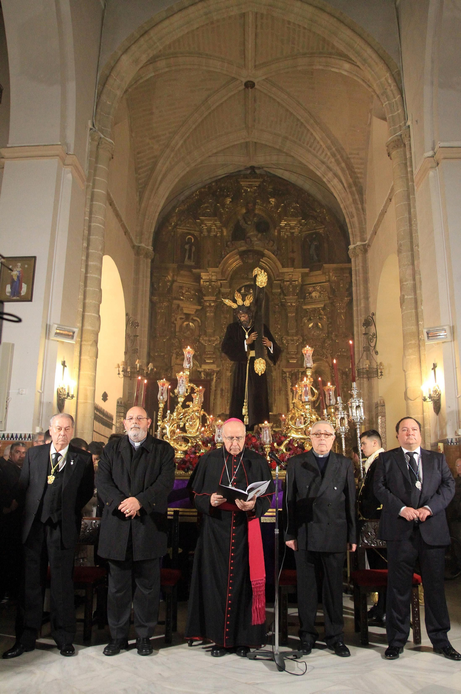 Imágenes del Vía Crucis Oficial de la Semana Santa presidido por el Señor de Pasión