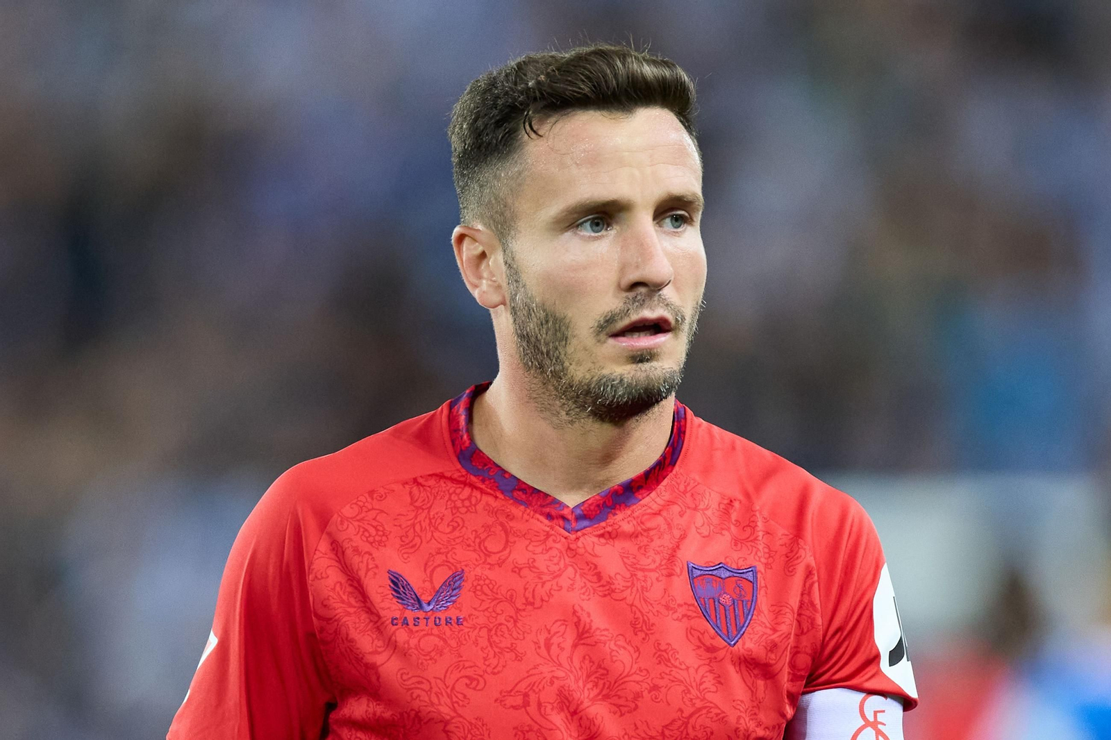 Las fotos del pobrísimo paso de Saúl Ñíguez por el Sevilla