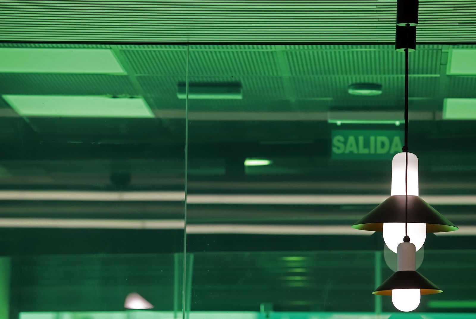 Imágenes de las mejoras del Mercadona de La Palma del Condado para el ahorro energético