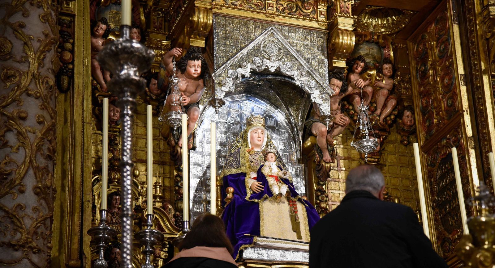 Imágenes de la reapertura de la capilla real de la Catedral tras la restauración