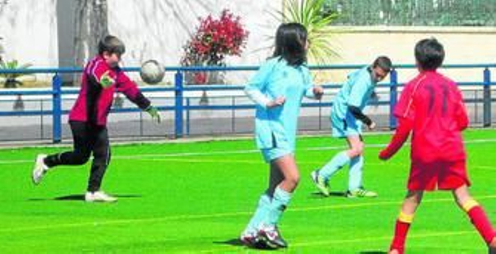 Hay fútbol lejos de un canal de pago