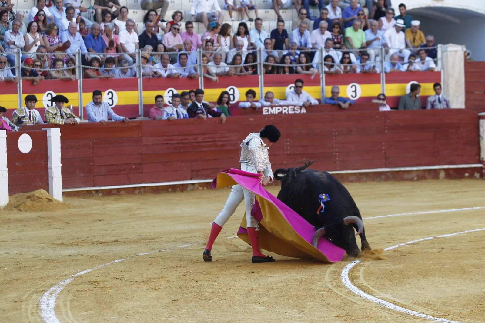 Fotogalería Primera Corrida de Toros. Feria de Almería 2019