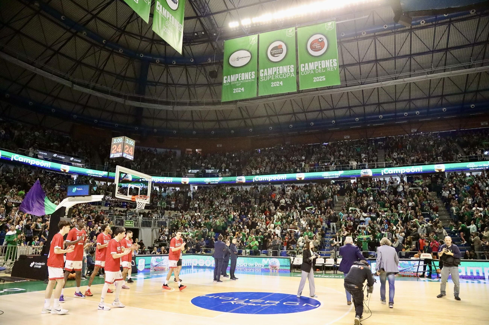 Búscate en las gradas del Carpena en el Unicaja-Baxi Manresa