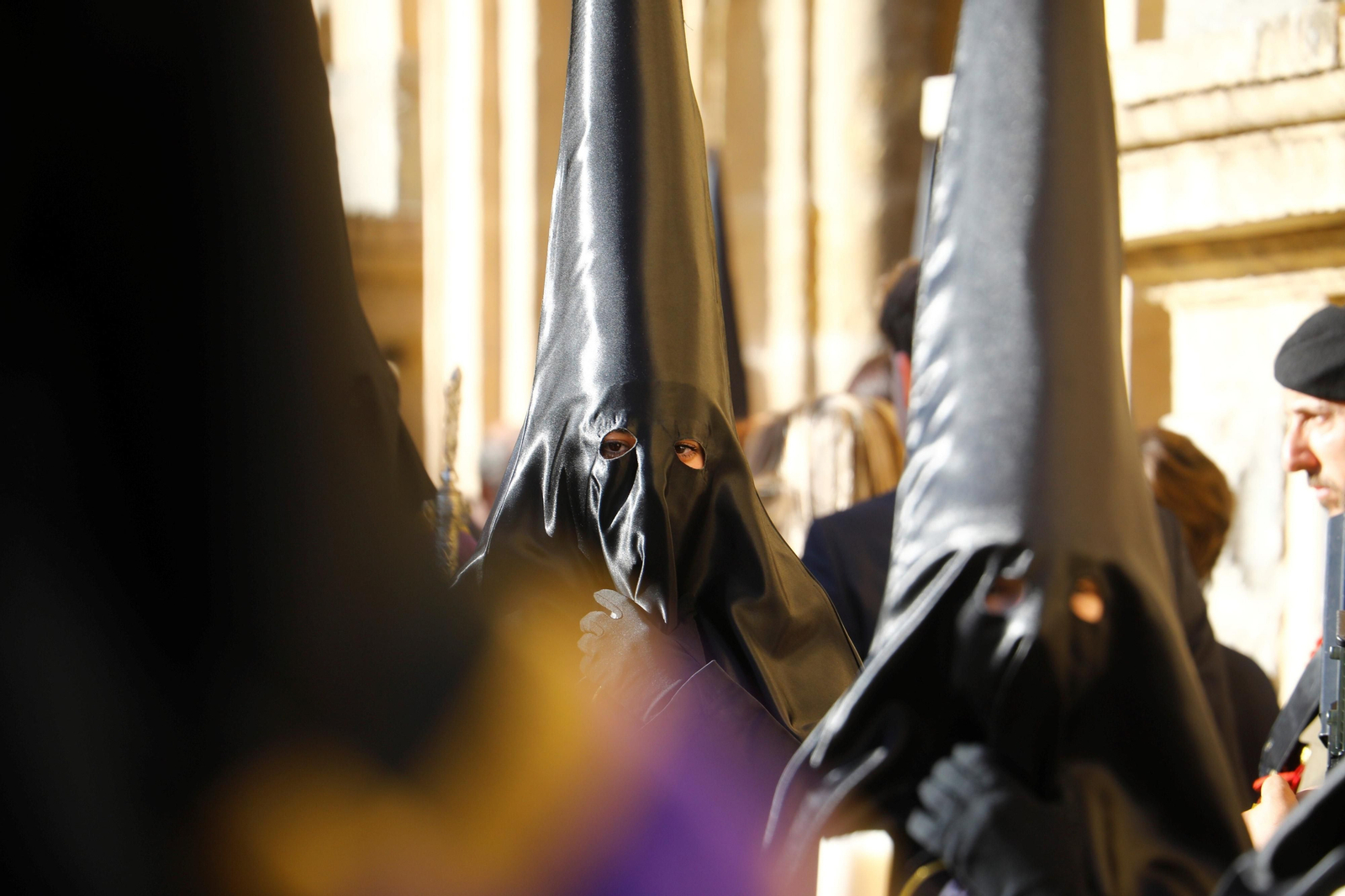 Jueves Santo en Córdoba: la procesión de Las Angustias, en imágenes