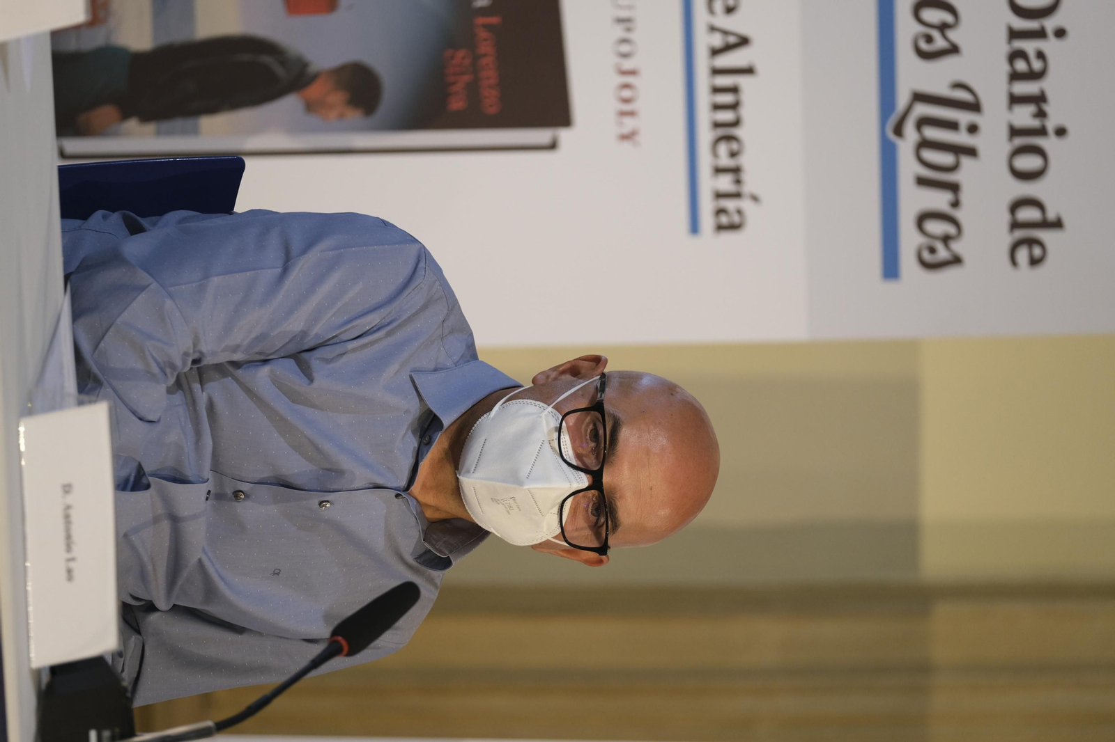 Fotogalería El Diario de los Libros. Lorenzo Silva.