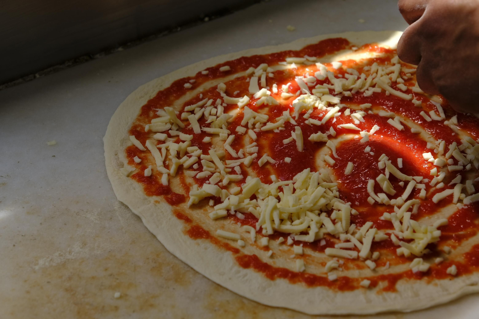 Fotogalería de la Pizzeria La Trattoria, 20 años de vida. Almería