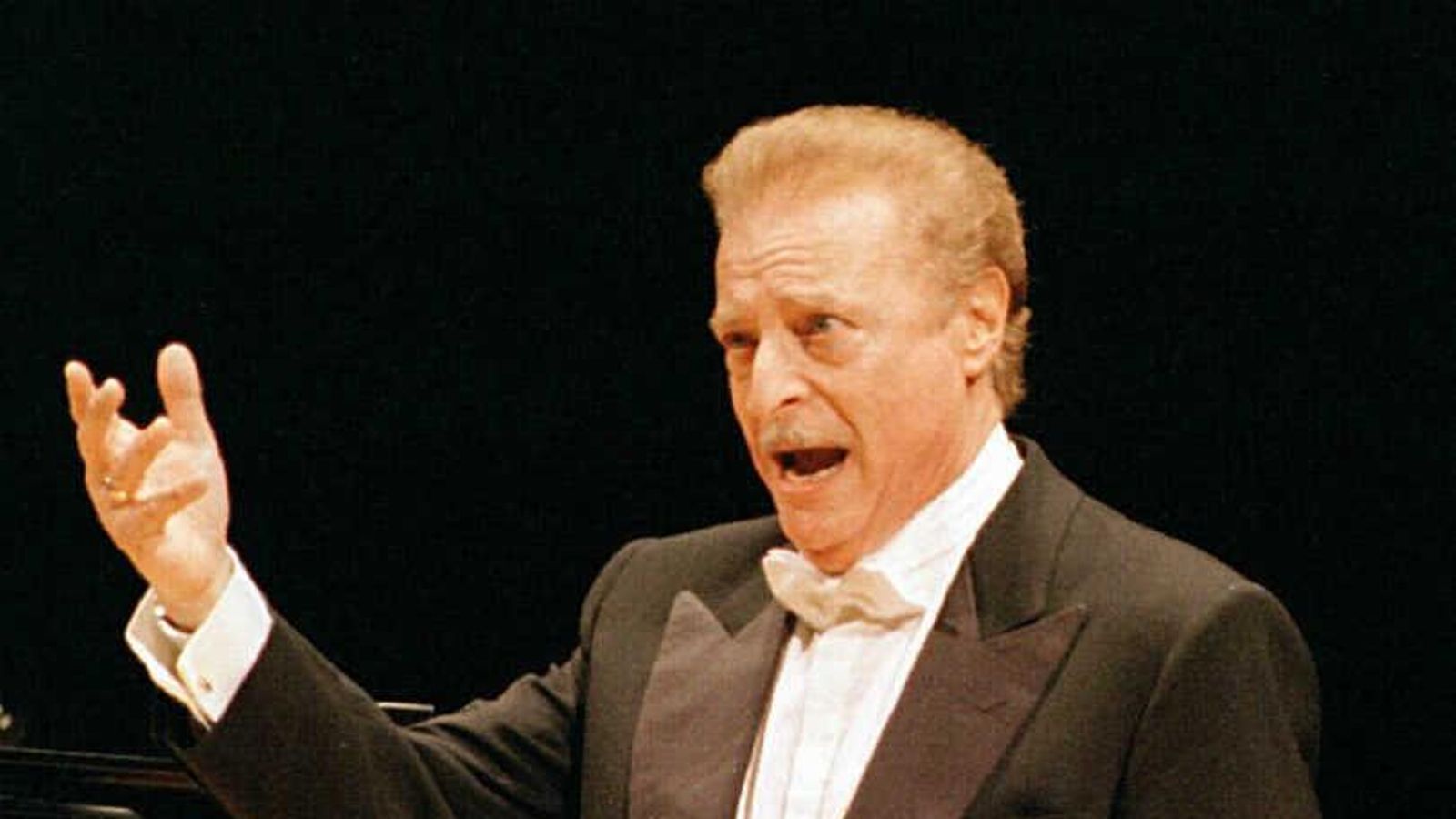 El intérprete lírico Alfredo Kraus El intérprete lírico Alfredo Kraus
