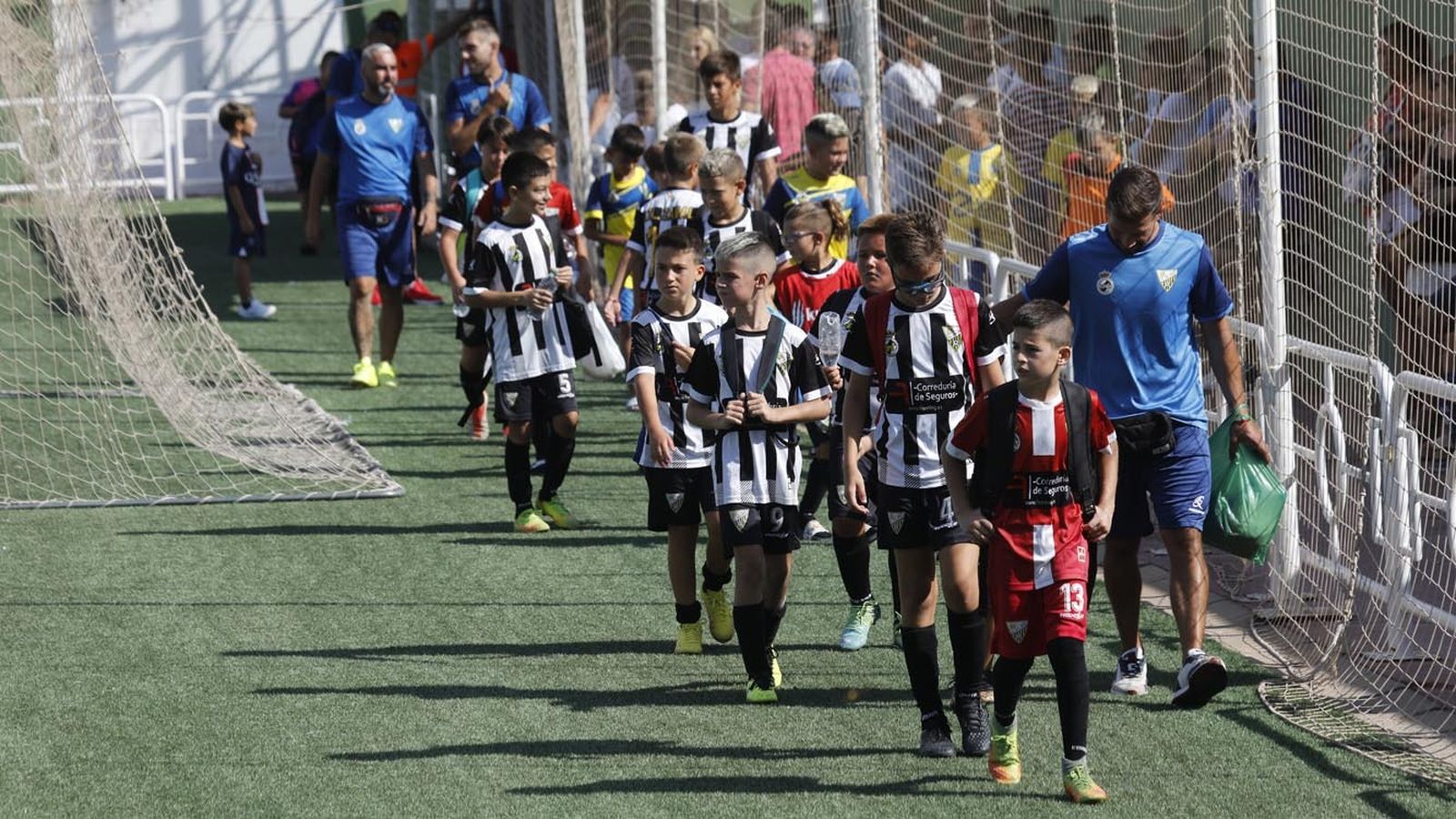 Las fotos del Torneo de alevines en el campo de Los Olivíllos en San Roque