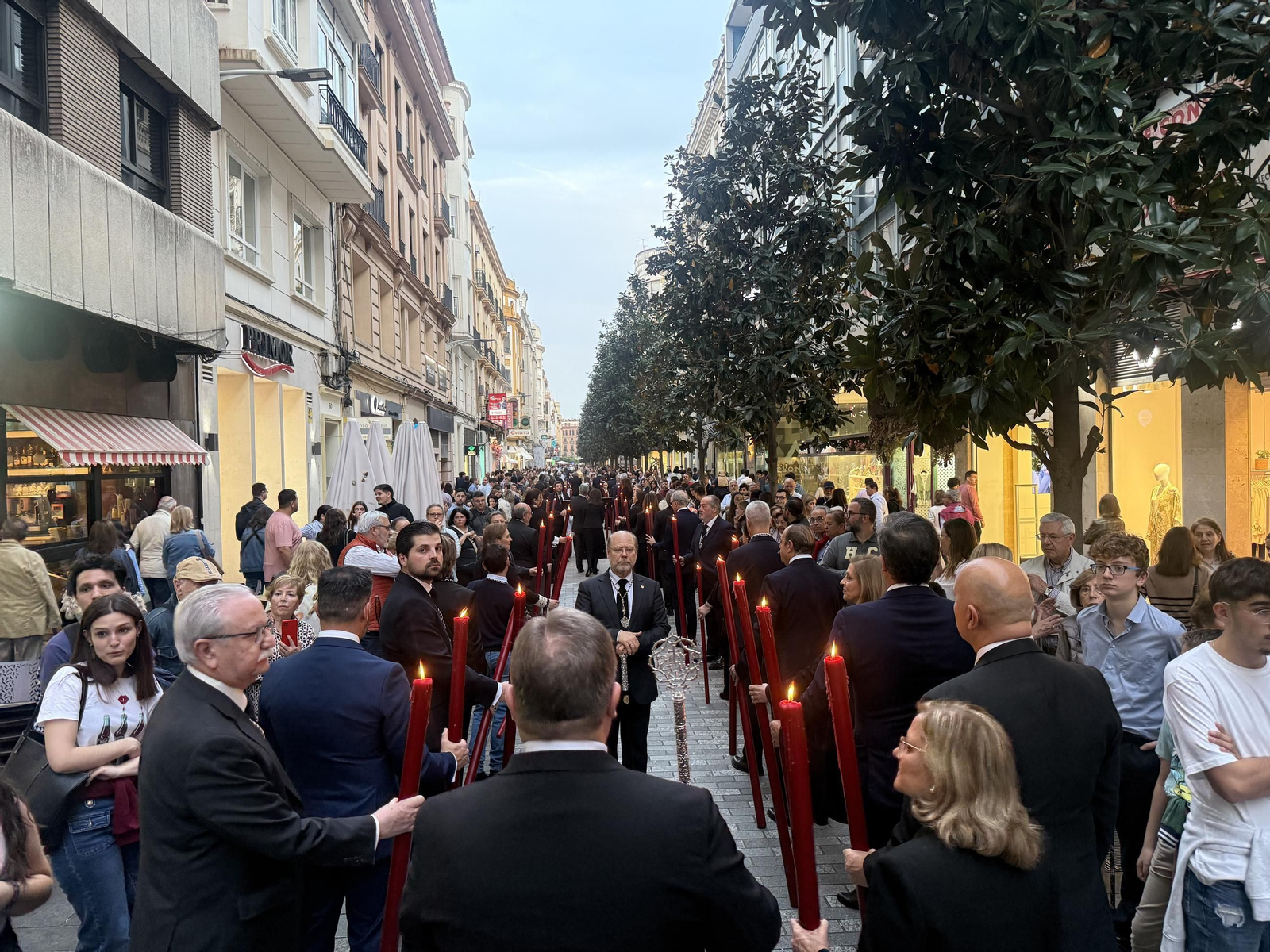El vía crucis del Señor del Soberano Poder de Córdoba, en imágenes