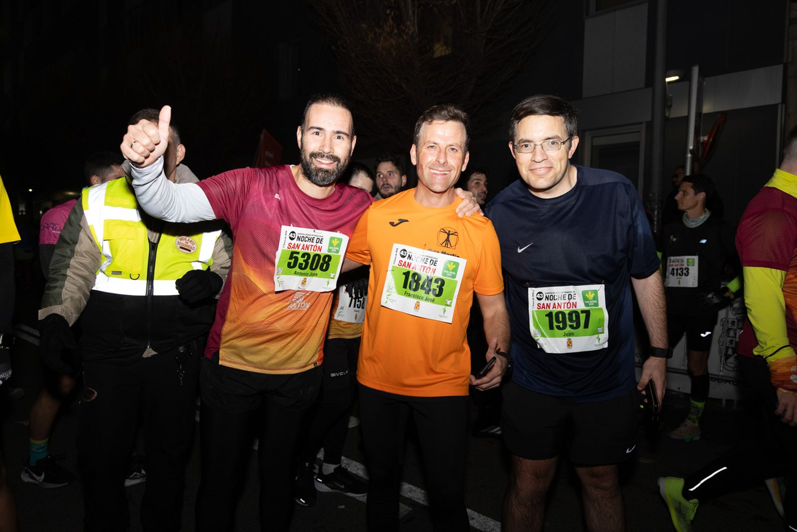 En imágenes: búscate en tu llegada a meta de la Carrera de San Antón 2026 (II)