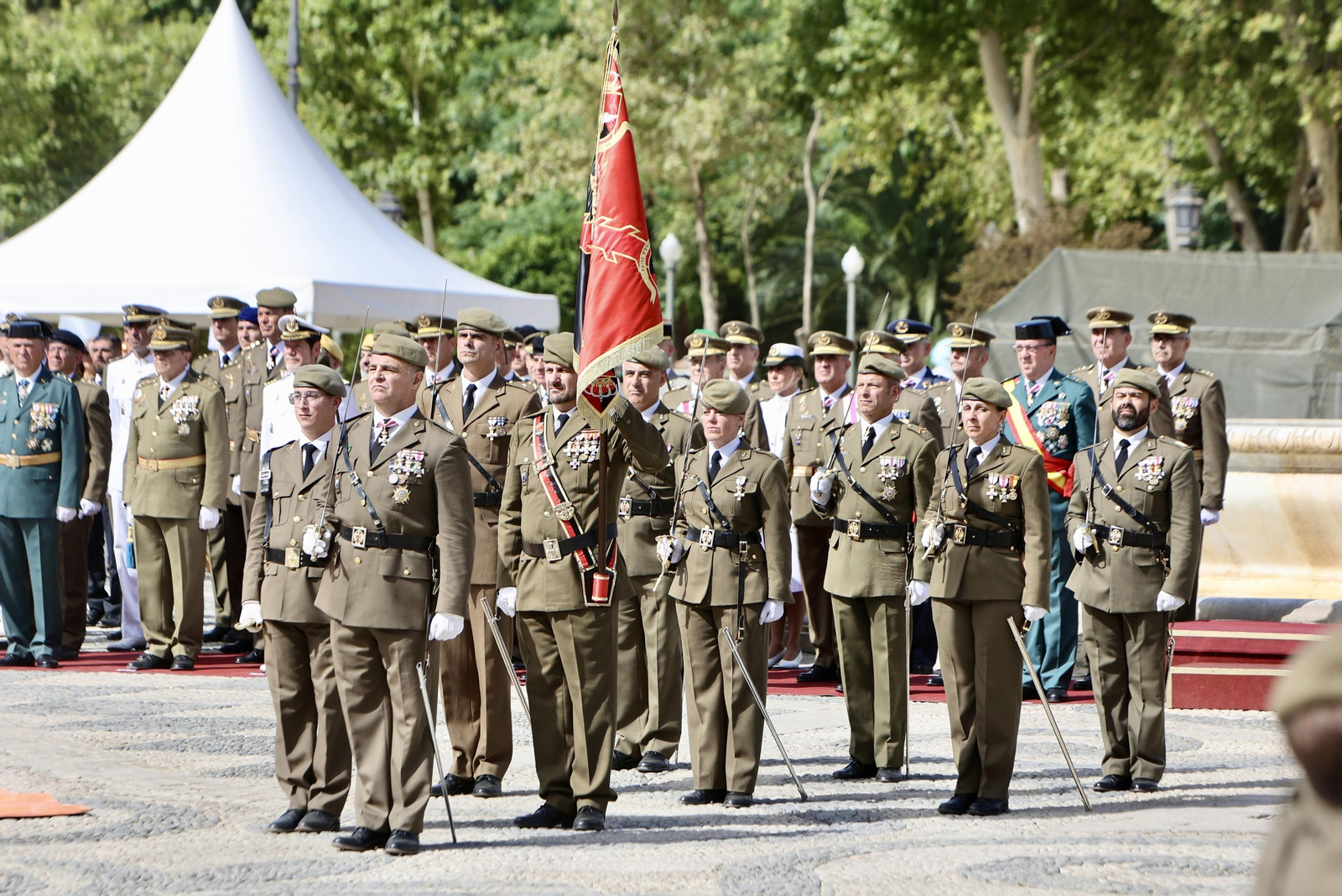 Jura de bandera de personal civil en Sevilla