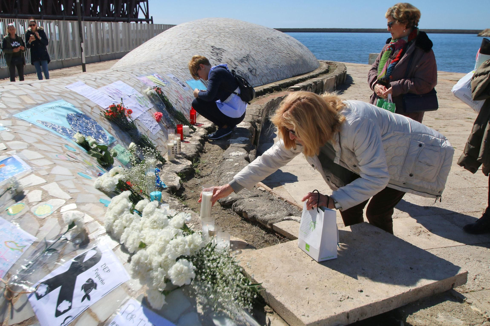 Las imágenes de la capilla ardiente por Gabriel