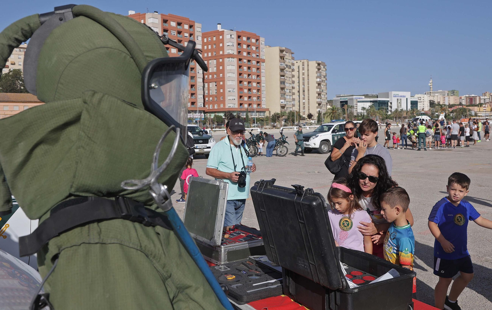 Fotos de la exposición de medios de la Guardia Civil en Algeciras