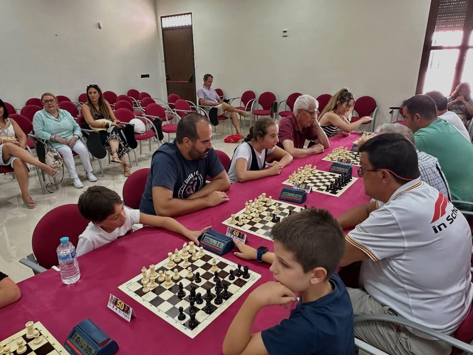 Las actividades deportivas del Pórtico de Feria de Baeza, en imágenes