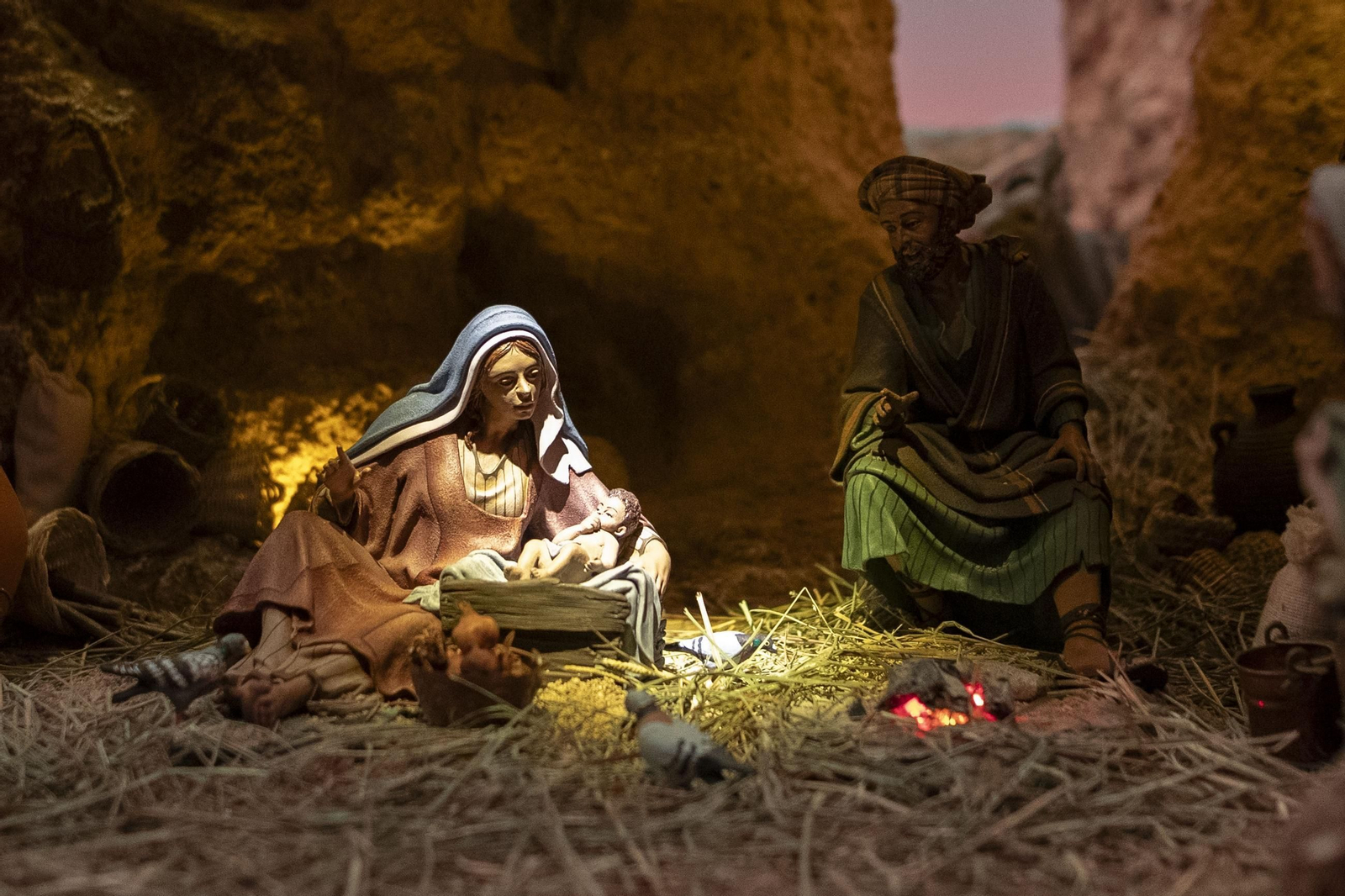 Todas las imágenes del tradicional y renovado Belén municipal de Granada