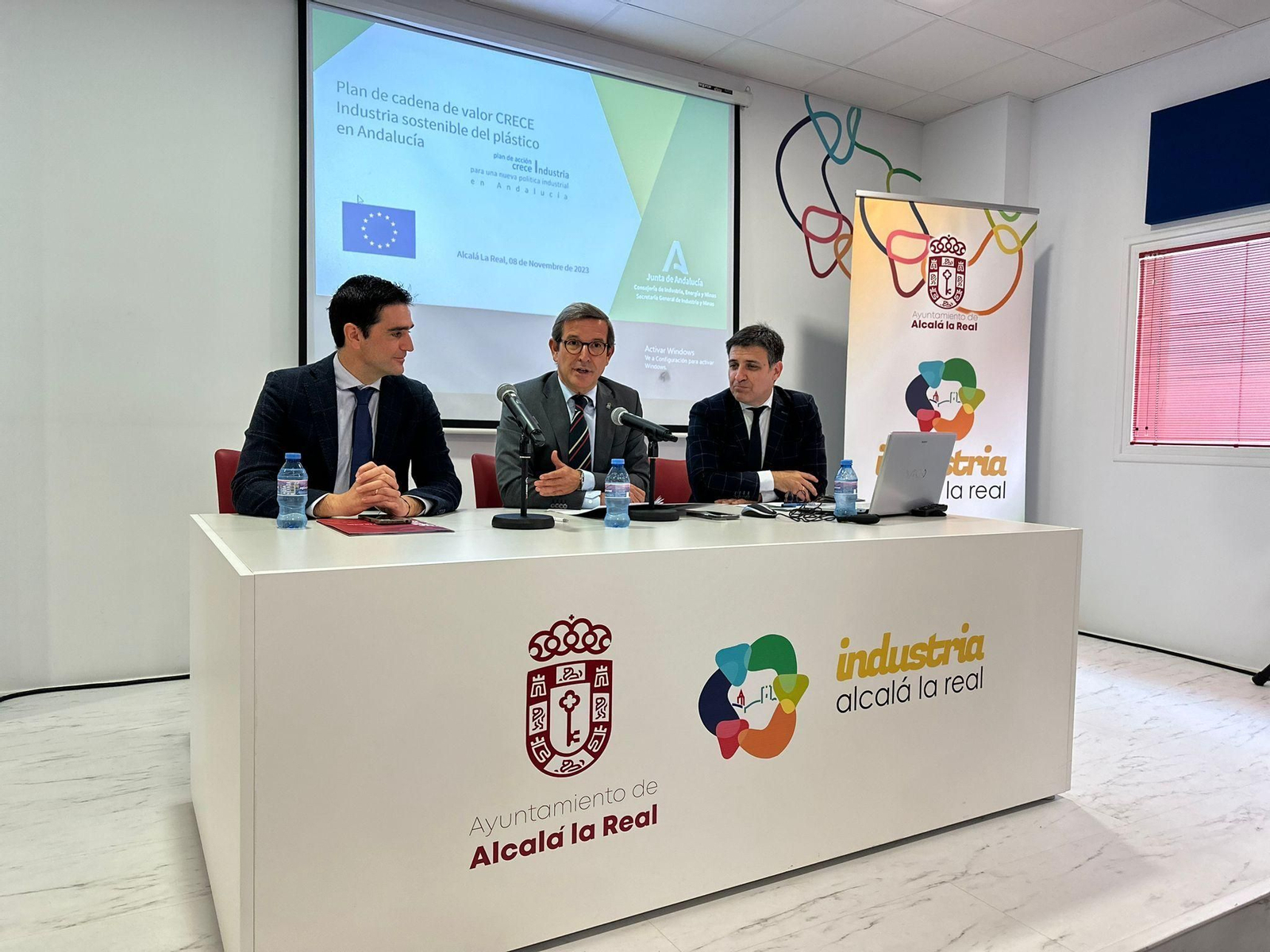 La Junta presenta el plan Crece en Alcalá la Real La Junta presenta el plan Crece en Alcalá la Real