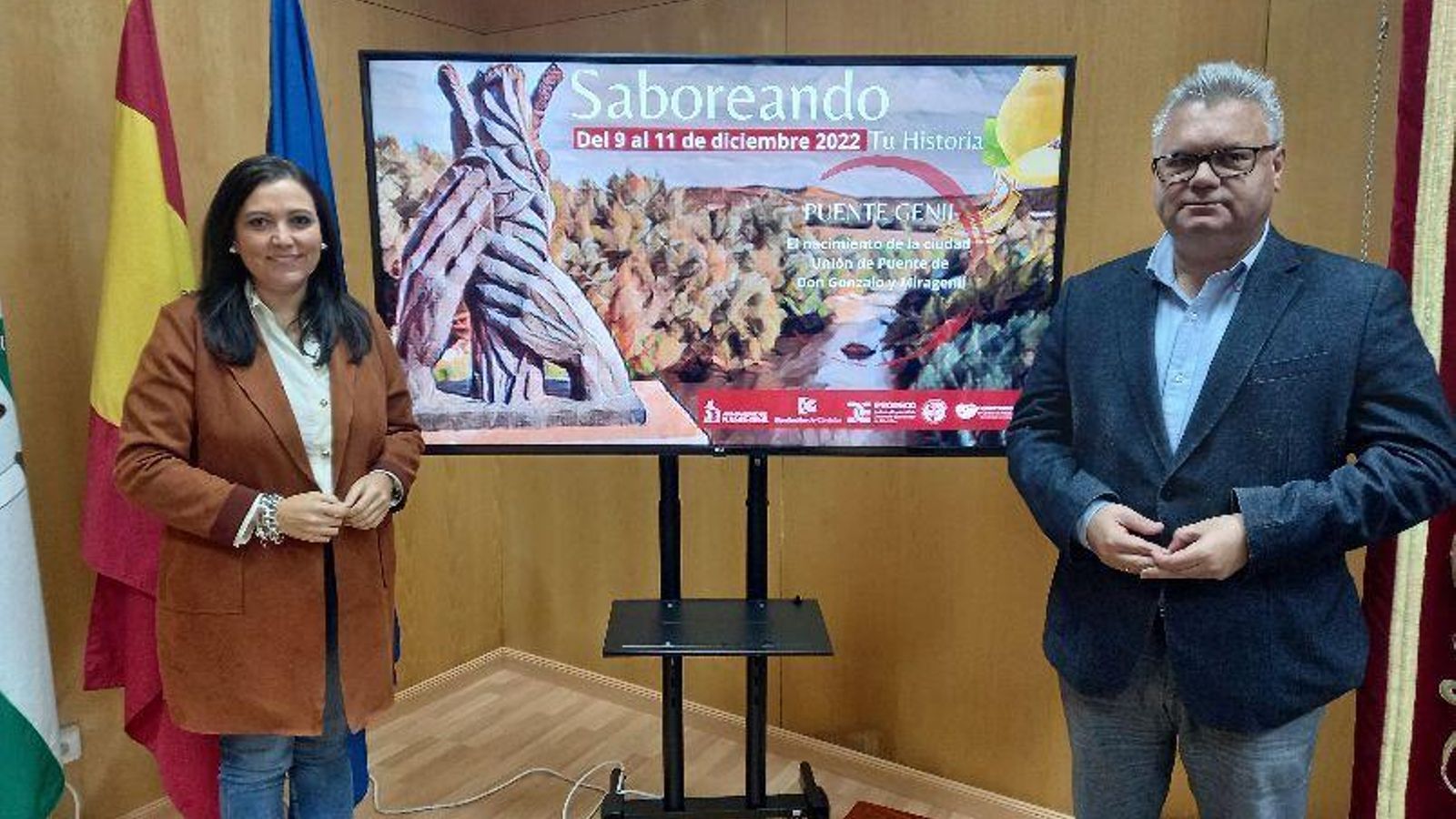 Ana Carrillo y Esteban Morales presentan el programa.