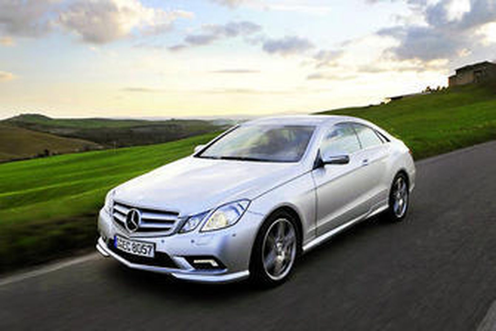 El Clase E Coupé tiene un coeficiente aerodinámico (Cx) de 0,24.