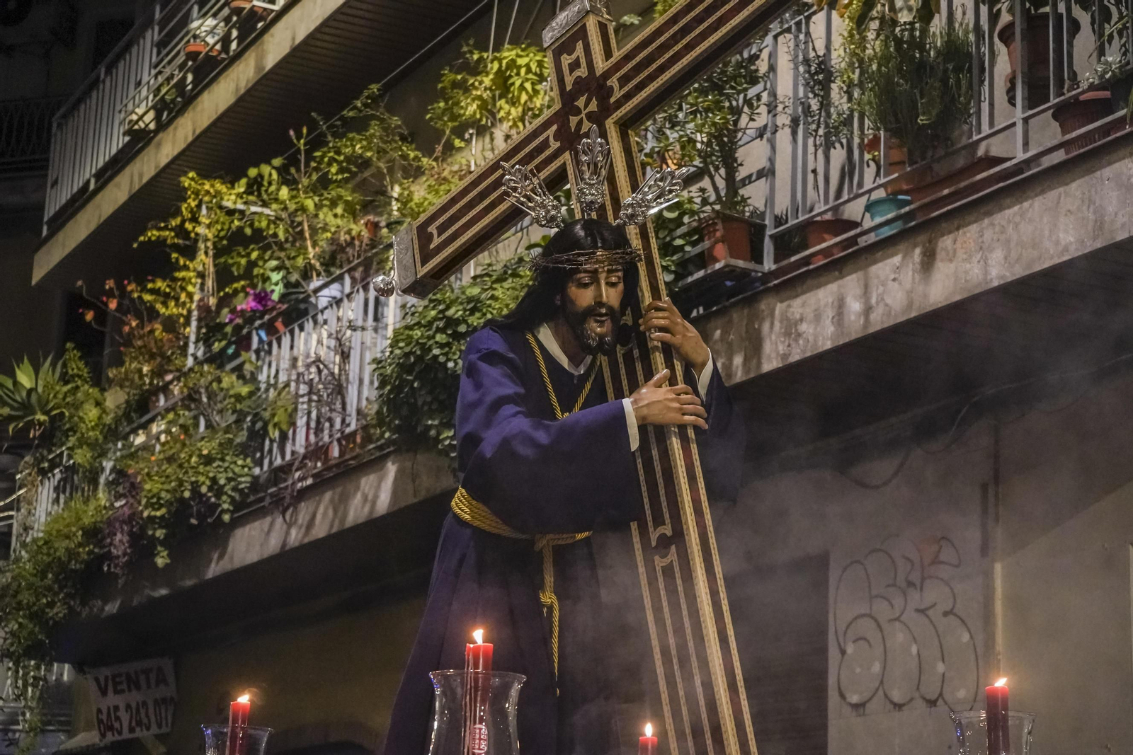Vía crucis con la imagen del Nazareno de las Penas
