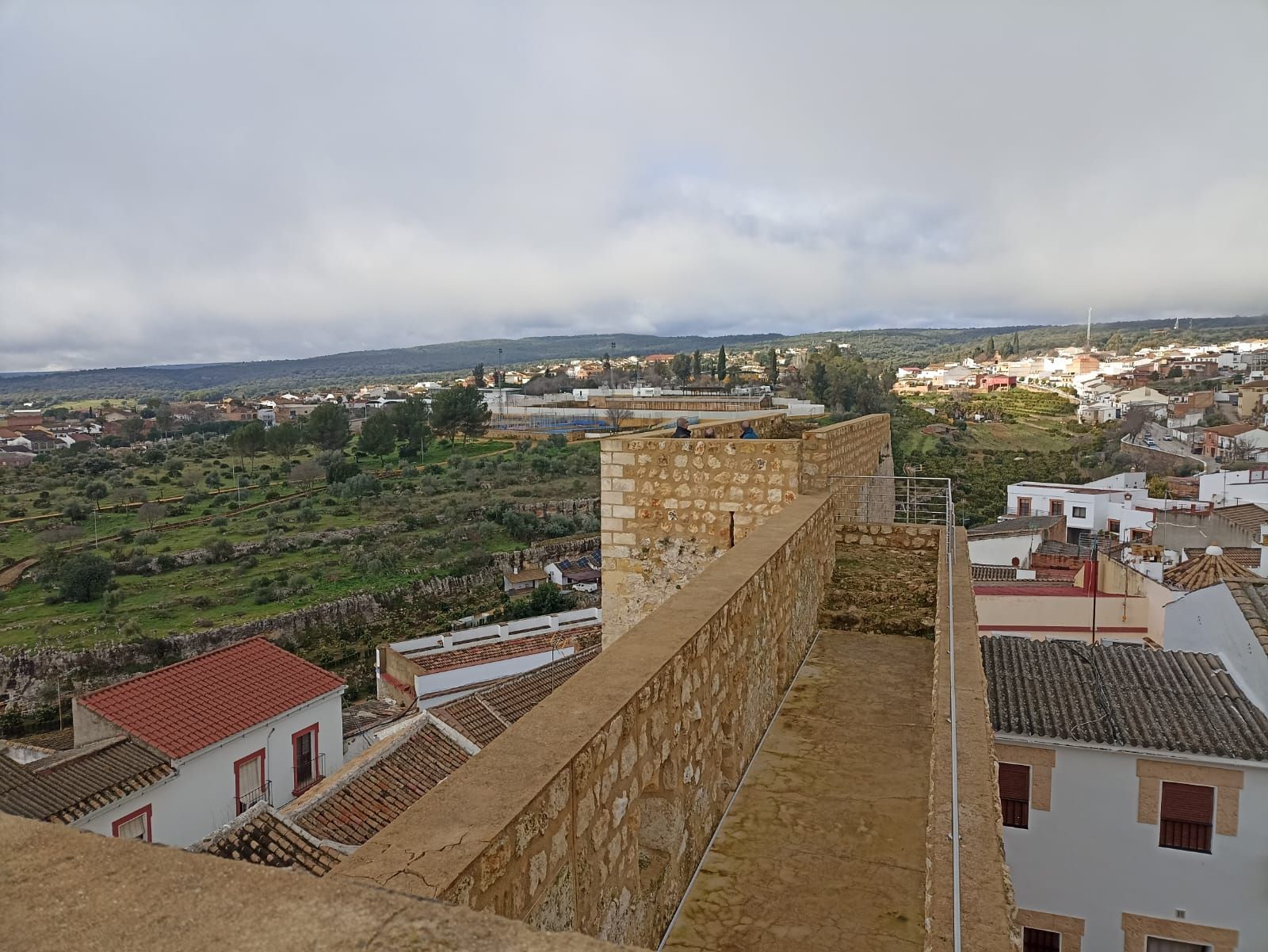 Vistas desde el paseo de ronda del Castillo de Hornachuelos.