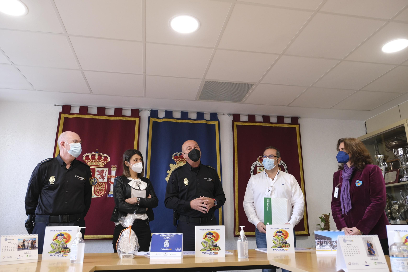 Presentación calendario solidario asociación autismo Dárata. Almería