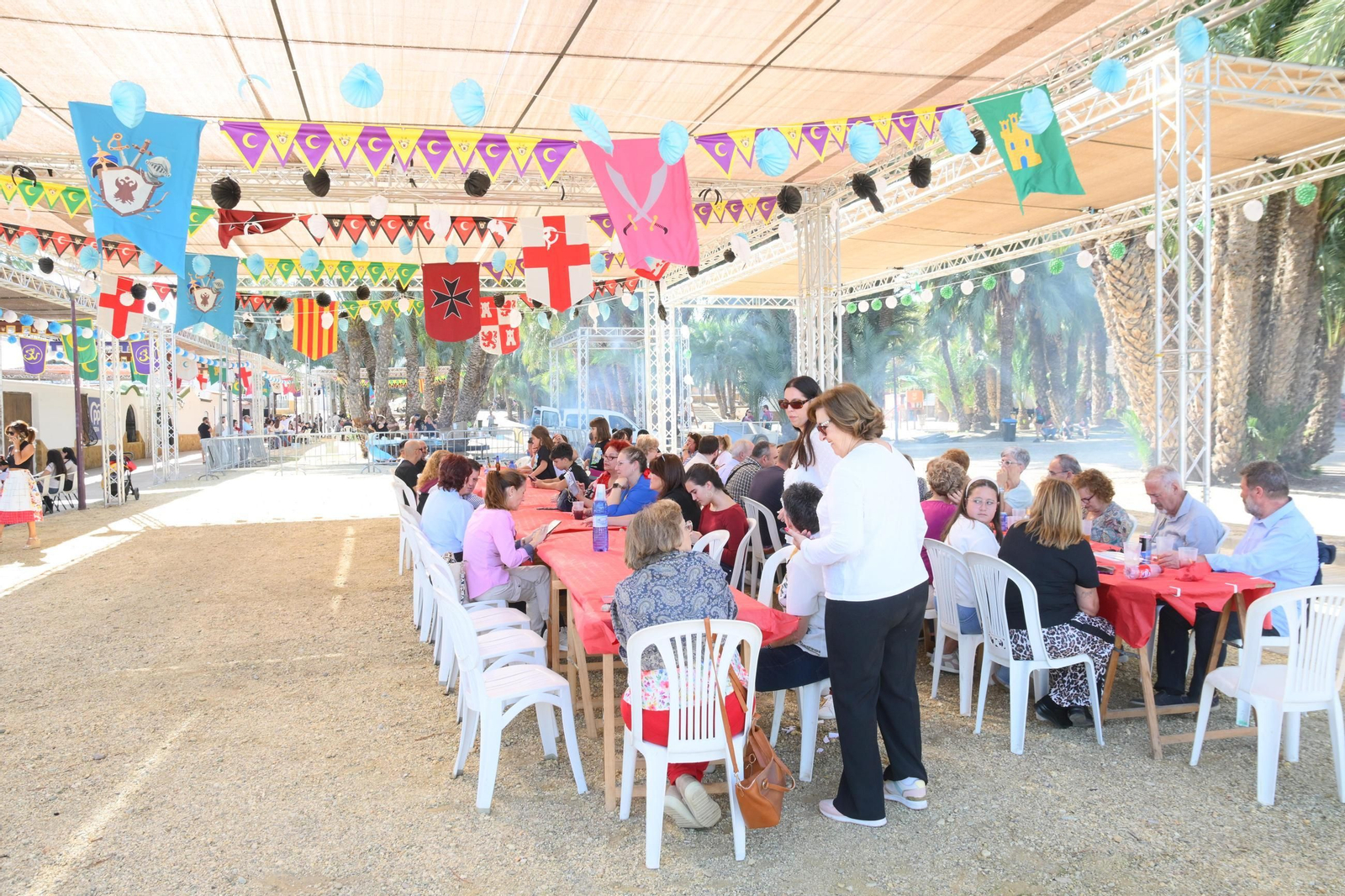 Más de veinte municipios festeros convierten Vera en la capital andaluza de los Moros y Cristianos